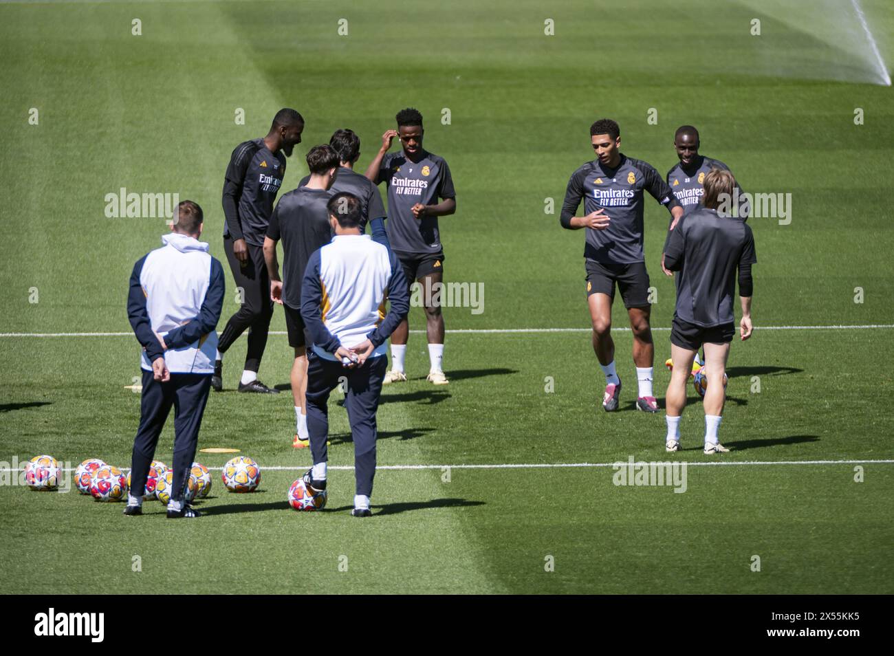 Valdebebas, Madrid, Spain. 07th May, 2024. MADRID, SPAIN - MAY 7: Real Madrid players (from L to R) Antonio Rudiger, Vinicius Junior and Jude Bellingham warms up during Real Madrid Training Session and Press Conference ahead of their UEFA Champions League semi-final second leg match against FC Bayern Munchen at Ciudad Real Madrid on May 7, 2024 in Valdebebas, Spain. Credit: Independent Photo Agency/Alamy Live News Stock Photo