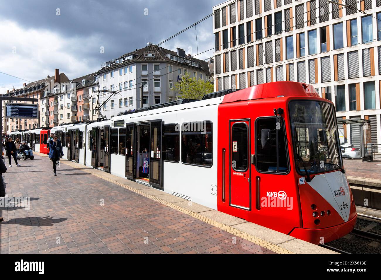 streetcar line 3 of the Cologne transport company KVB at station Bahnhof Deutz / LanxessArena, Cologne, Germany. Strassenbahn der Linie 3 der Kölner V Stock Photo