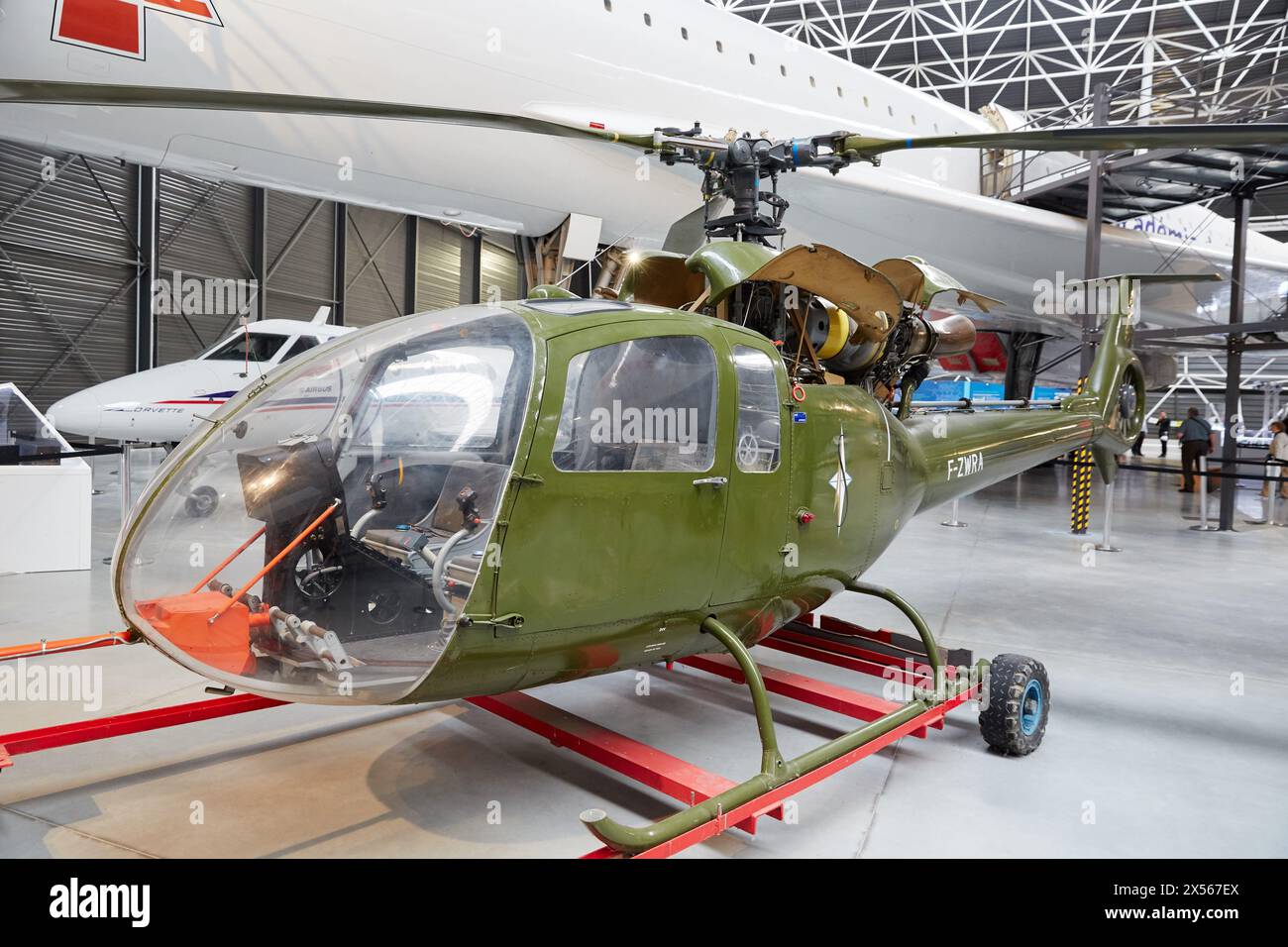 Rotary wing aircraft hi-res stock photography and images - Alamy