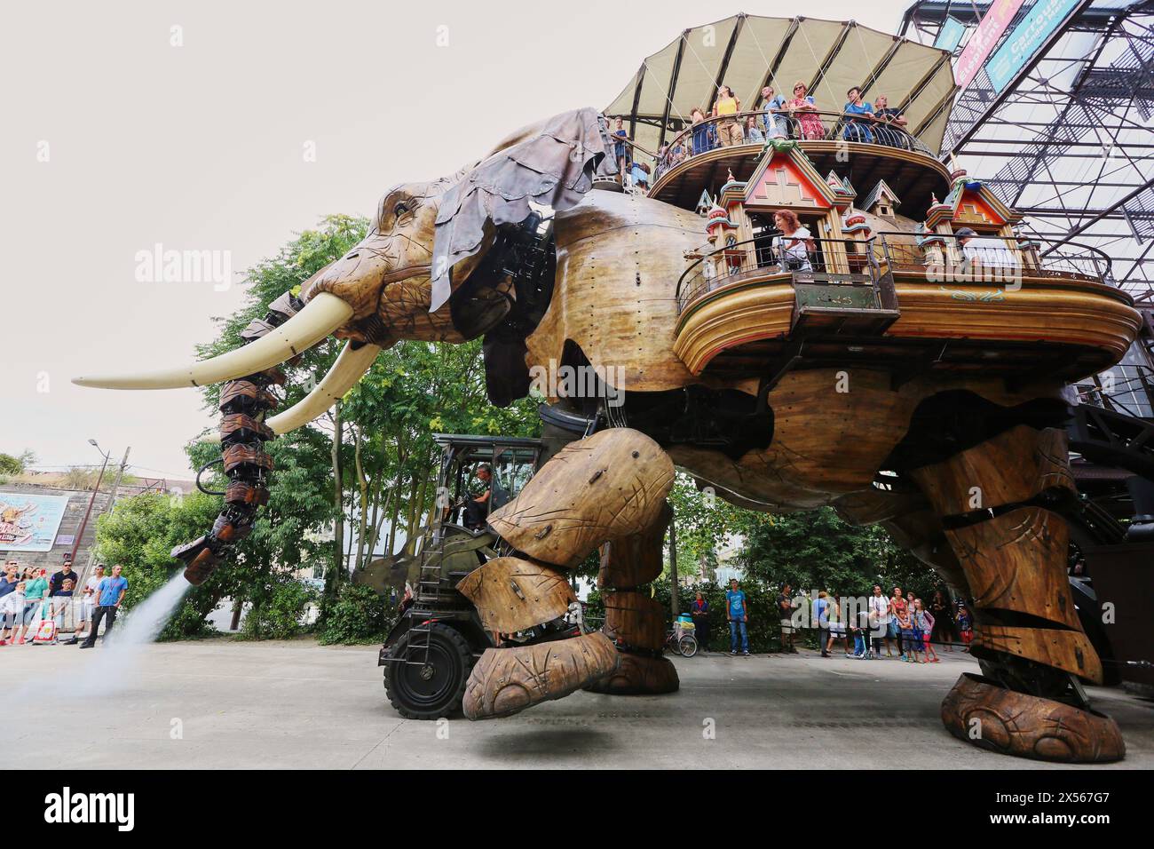 Grand Éléphant, Les Machines de l´Île, Nantes, Pays de la Loire, France Stock Photo