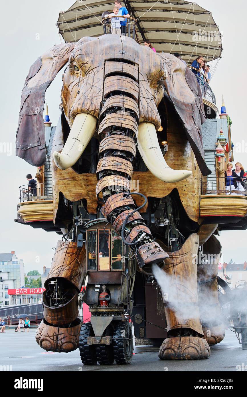 Grand Éléphant, Les Machines de l´Île, Nantes, Pays de la Loire, France Stock Photo