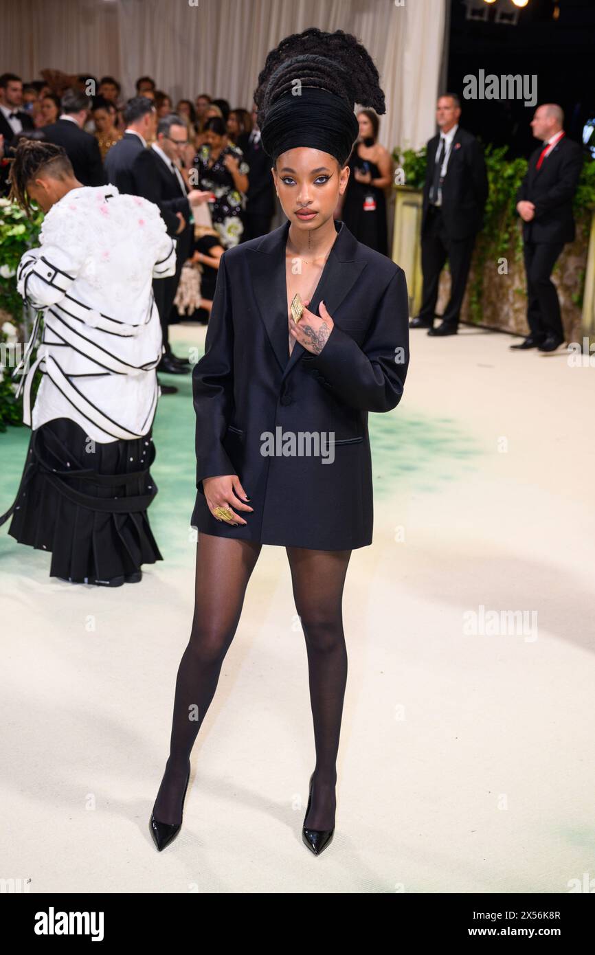 New York USA 6 May 2024 Willow Smith Attending The Metropolitan new-york-usa-6-may-2024-willow-smith-attending-the-metropolitan