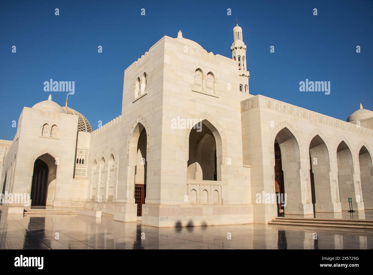 The beautiful Sultan Qaboos Grand Mosque, Muscat, Oman Stock Photo