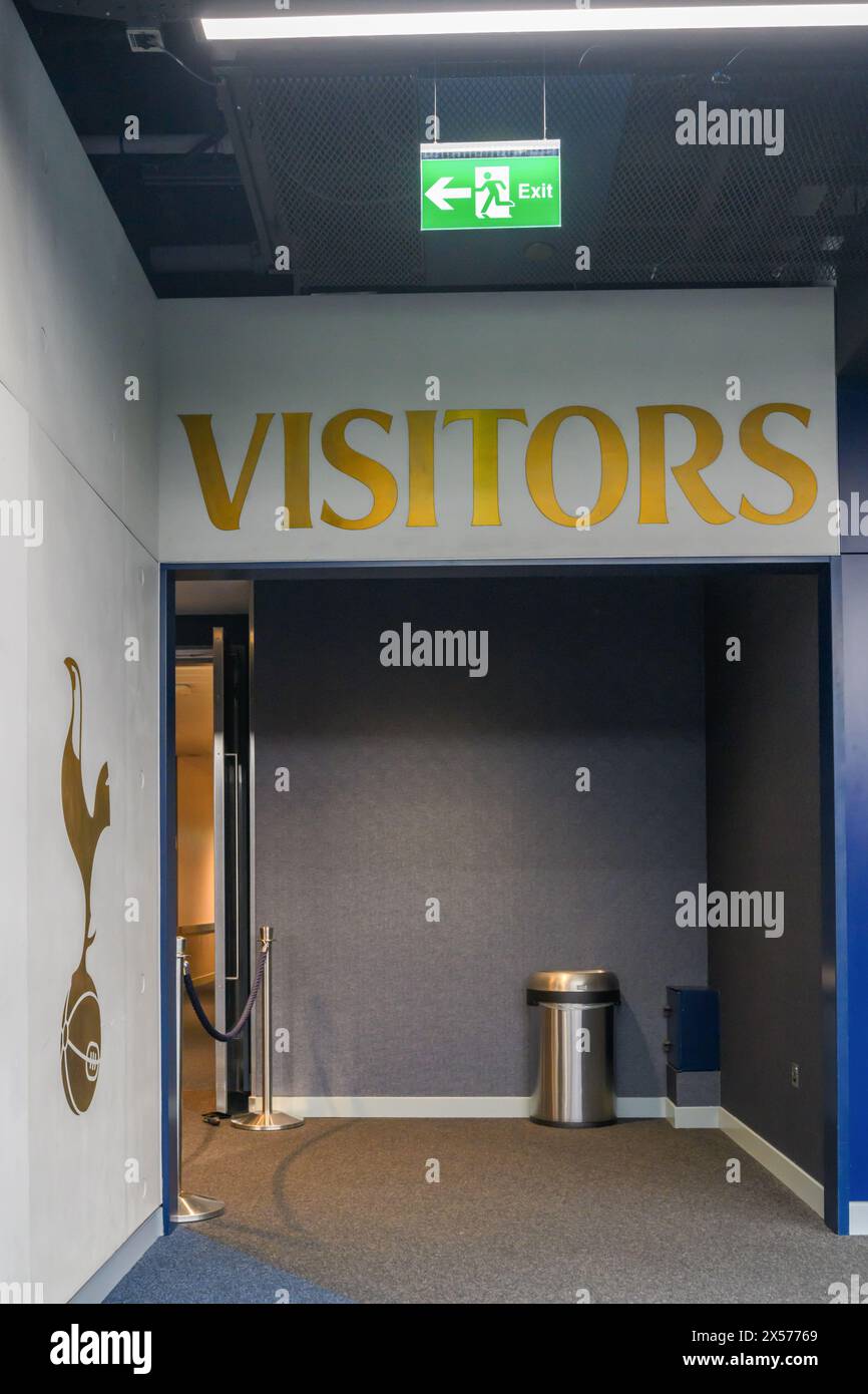 Tunnel stadium soccer hires stock photography and images Alamy