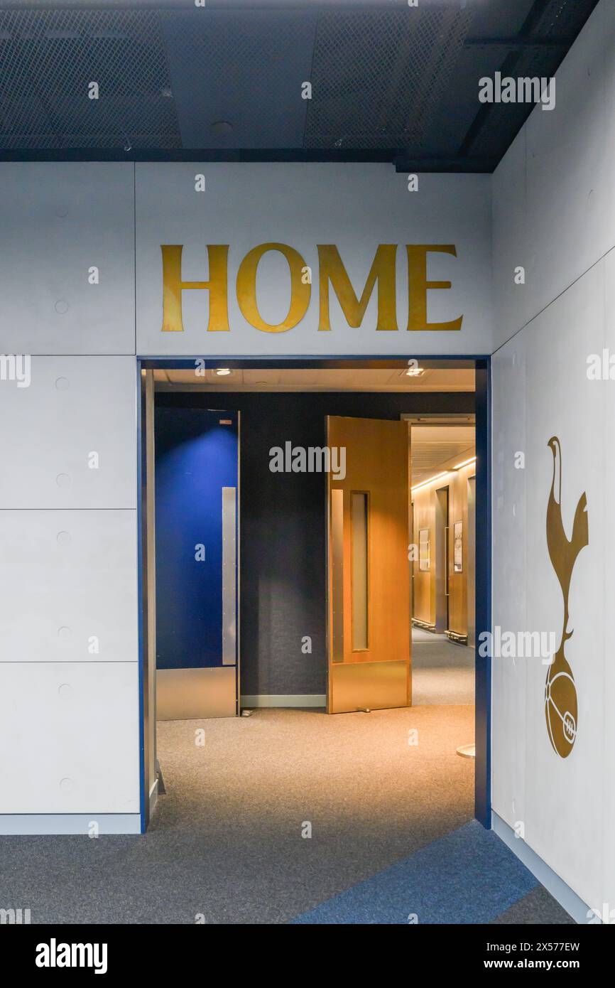 Soccer stadium tunnel hires stock photography and images Alamy