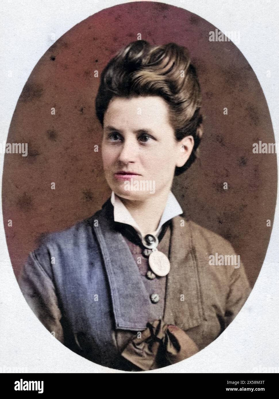 people, women, woman, portrait, photograph by Hertel, Mainz, Germany, carte-de-visite, circa 1900, ADDITIONAL-RIGHTS-CLEARANCE-INFO-NOT-AVAILABLE Stock Photo