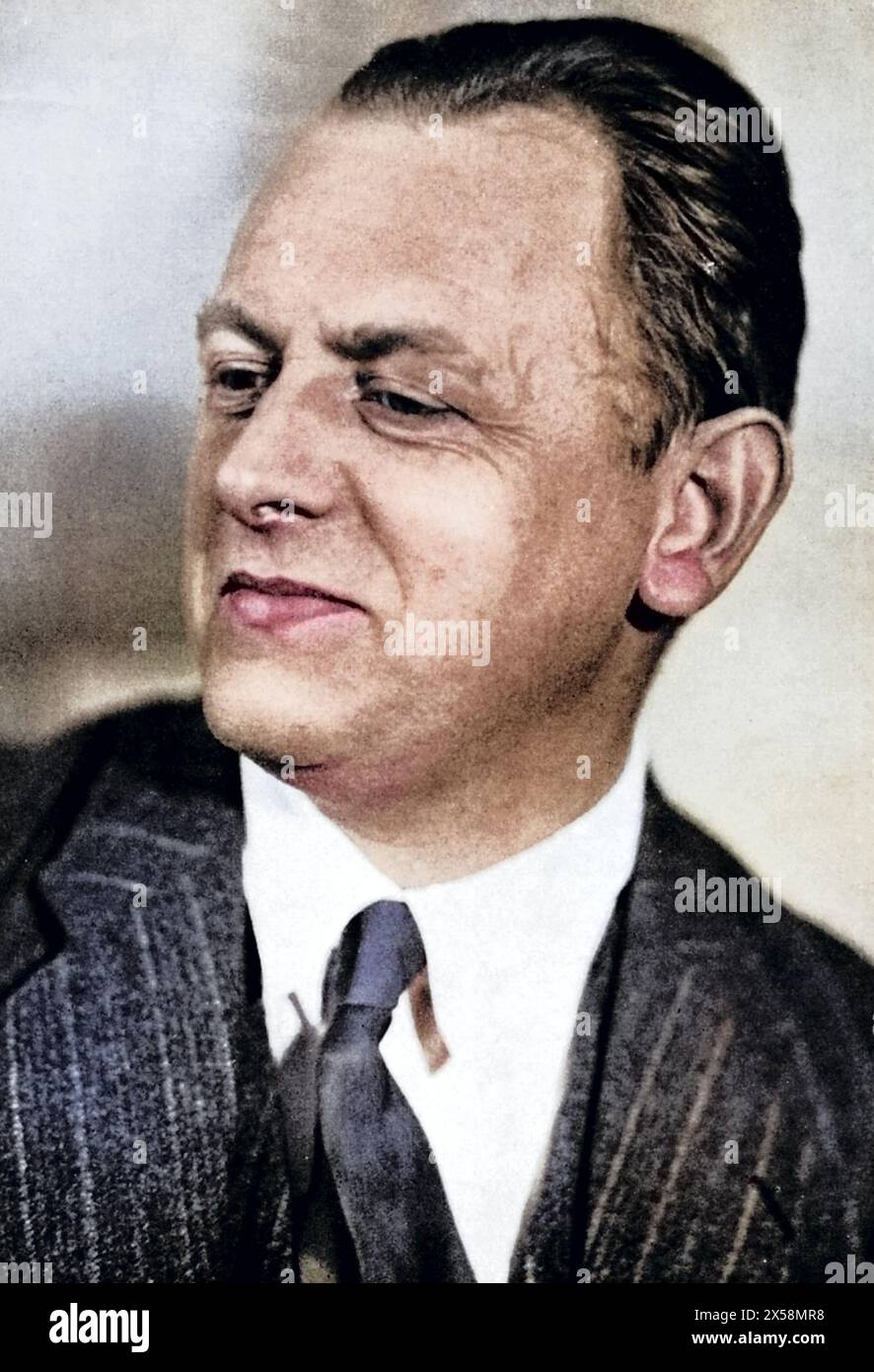 Schwitters, Kurt, 20.6.1887 - 8.1.1948, German painter, author / writer, portrait, ARTIST'S COPYRIGHT HAS NOT TO BE CLEARED Stock Photo