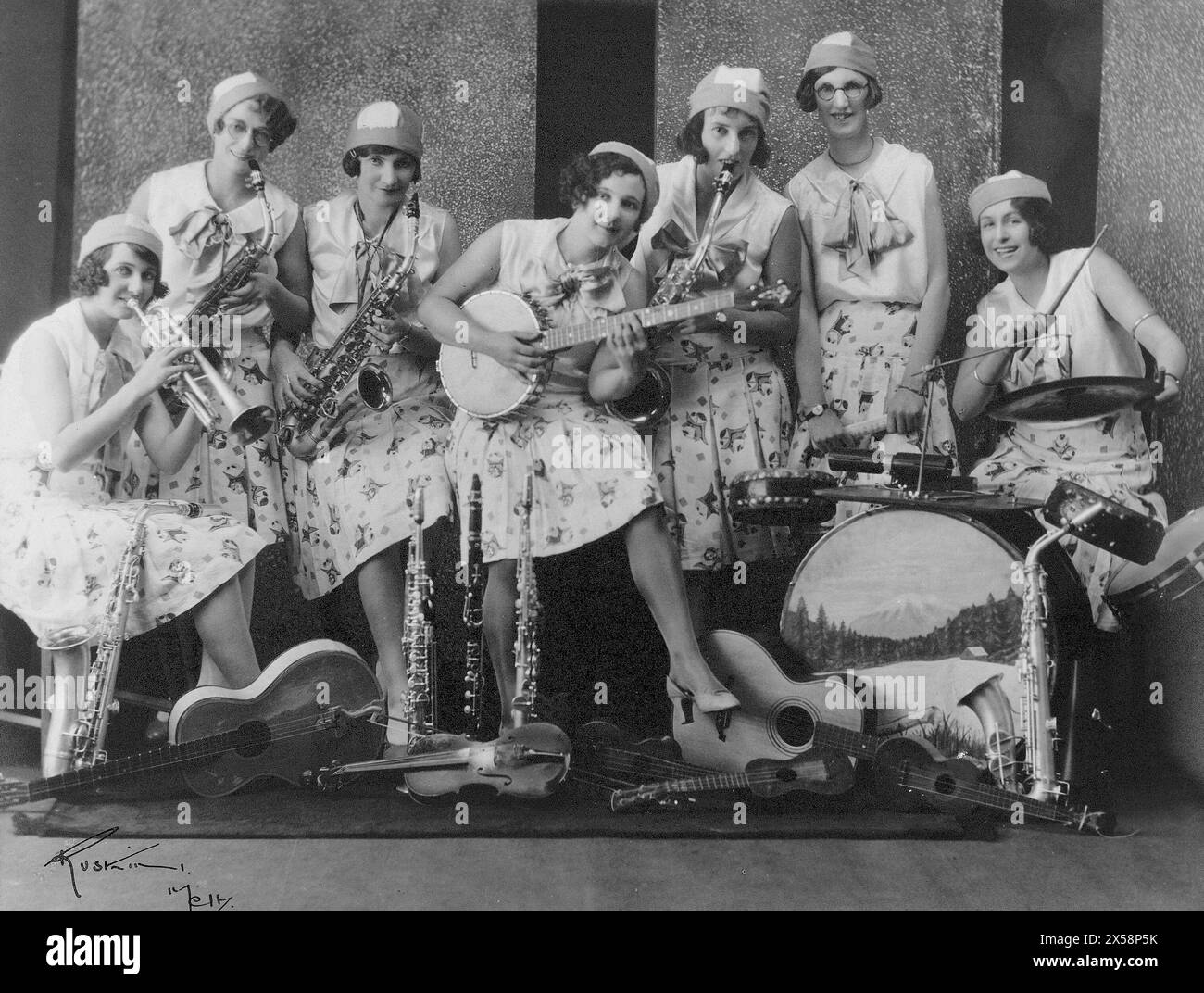 Franki Stott and Her Gay Collegians at the opening of their season at the Merri Dance Palais in North Fitzroy, 31st March 1930. Stock Photo