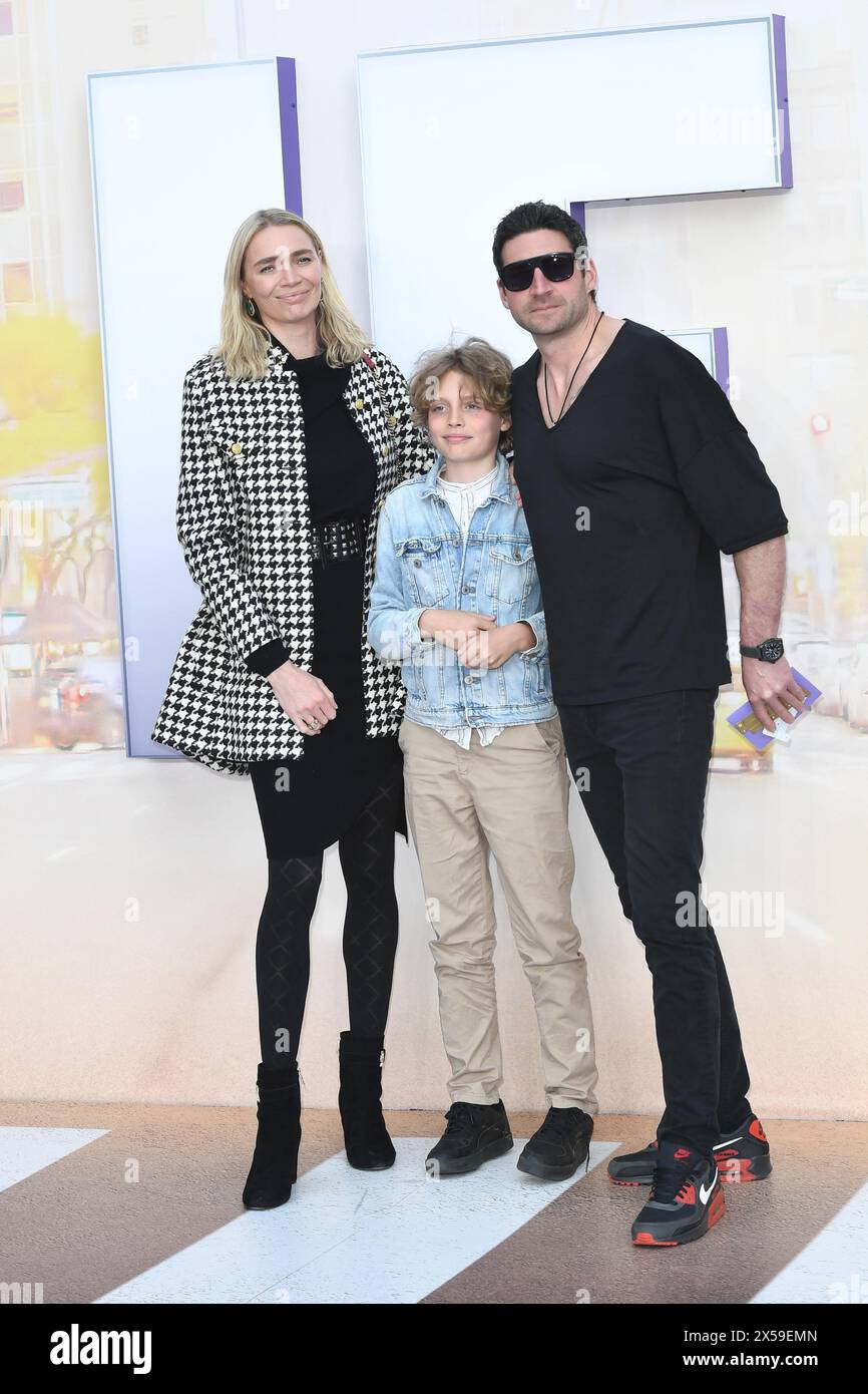 LONDON, ENGLAND MAY 07 Jodie Kidd, son Indio and Joseph Bates