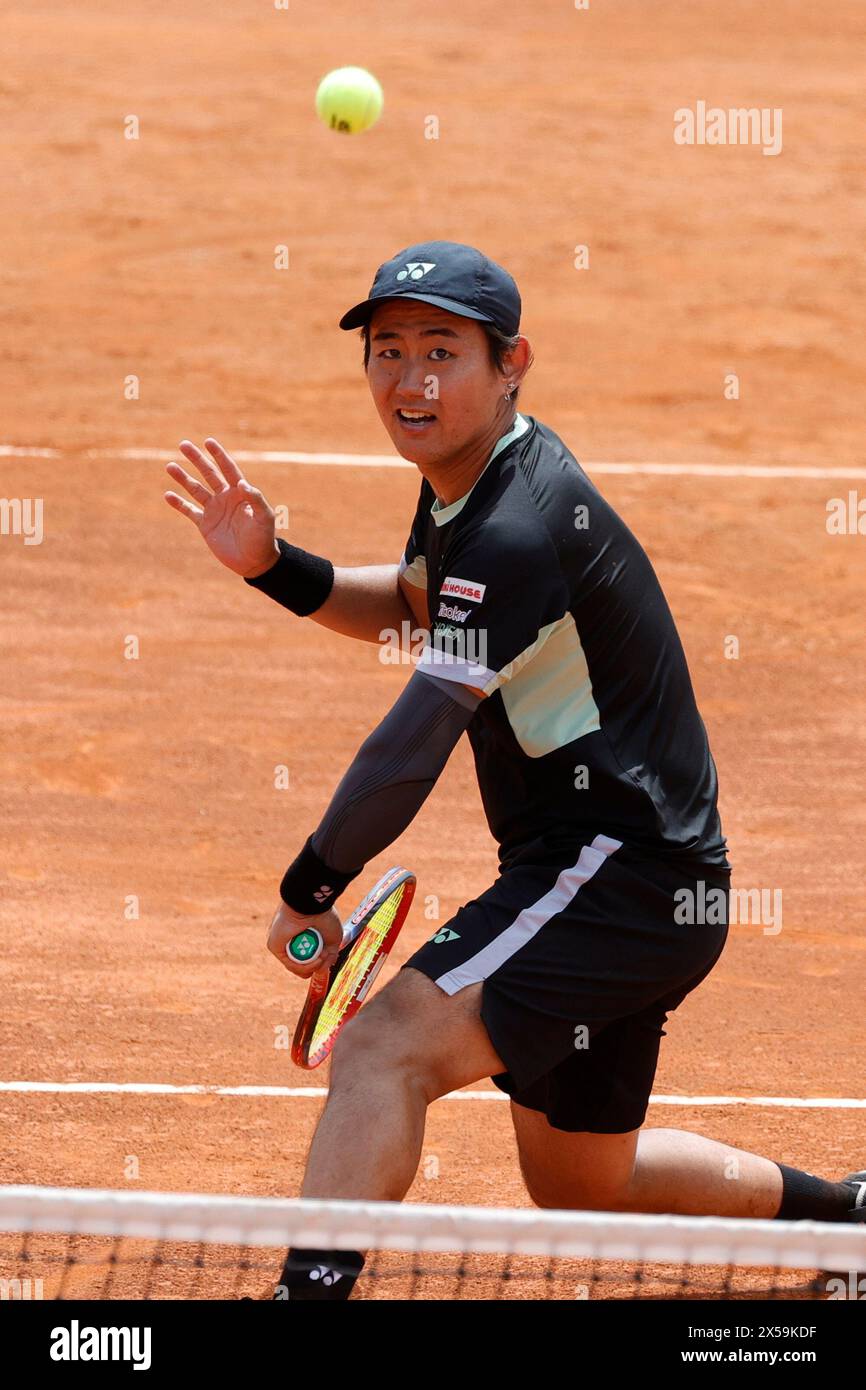 Rome, Lazio, Italy. 8th May, 2024. Yoshihito Nishioka (JPN is playing during the first round match ) against Sebastian Ofner (AUT)on day three of the Internazionali BNL D'Italia 2024 at Foro Italico on May 08, 2024 in Rome, Italy. (Credit Image: © Ciro De Luca/ZUMA Press Wire) EDITORIAL USAGE ONLY! Not for Commercial USAGE! Stock Photo