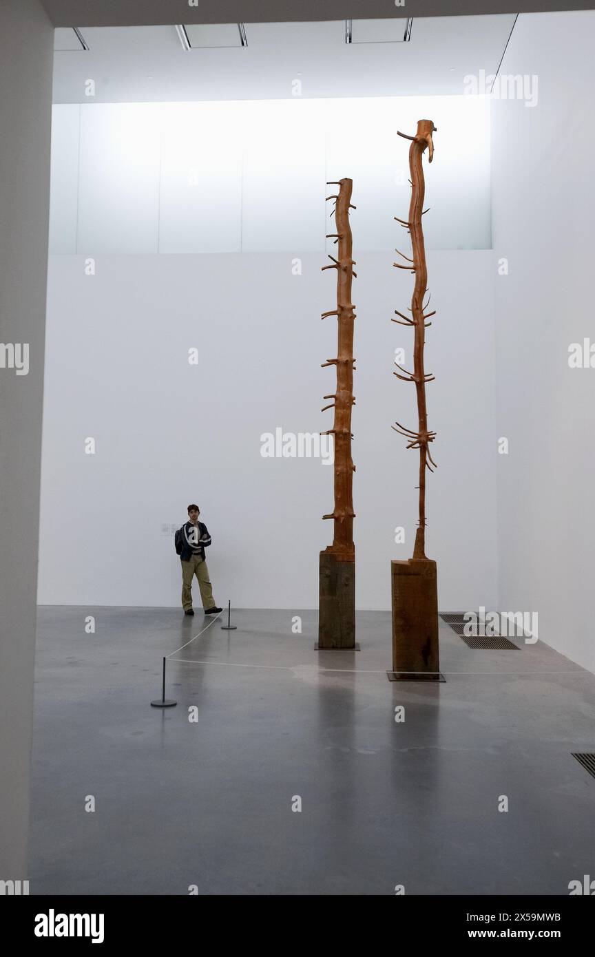 Tree of 12 Metres, by Giuseppe Penone, Tate Modern. London. England. UK. Stock Photo