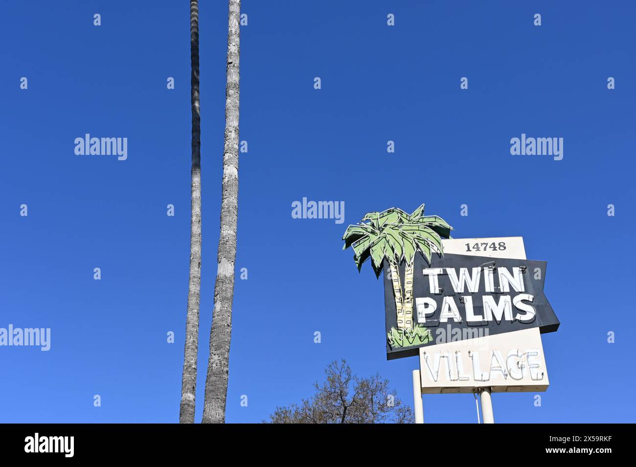 WHITTIER, CALIFORNIA 28 APR 2024 Twin Palms Village sign at the