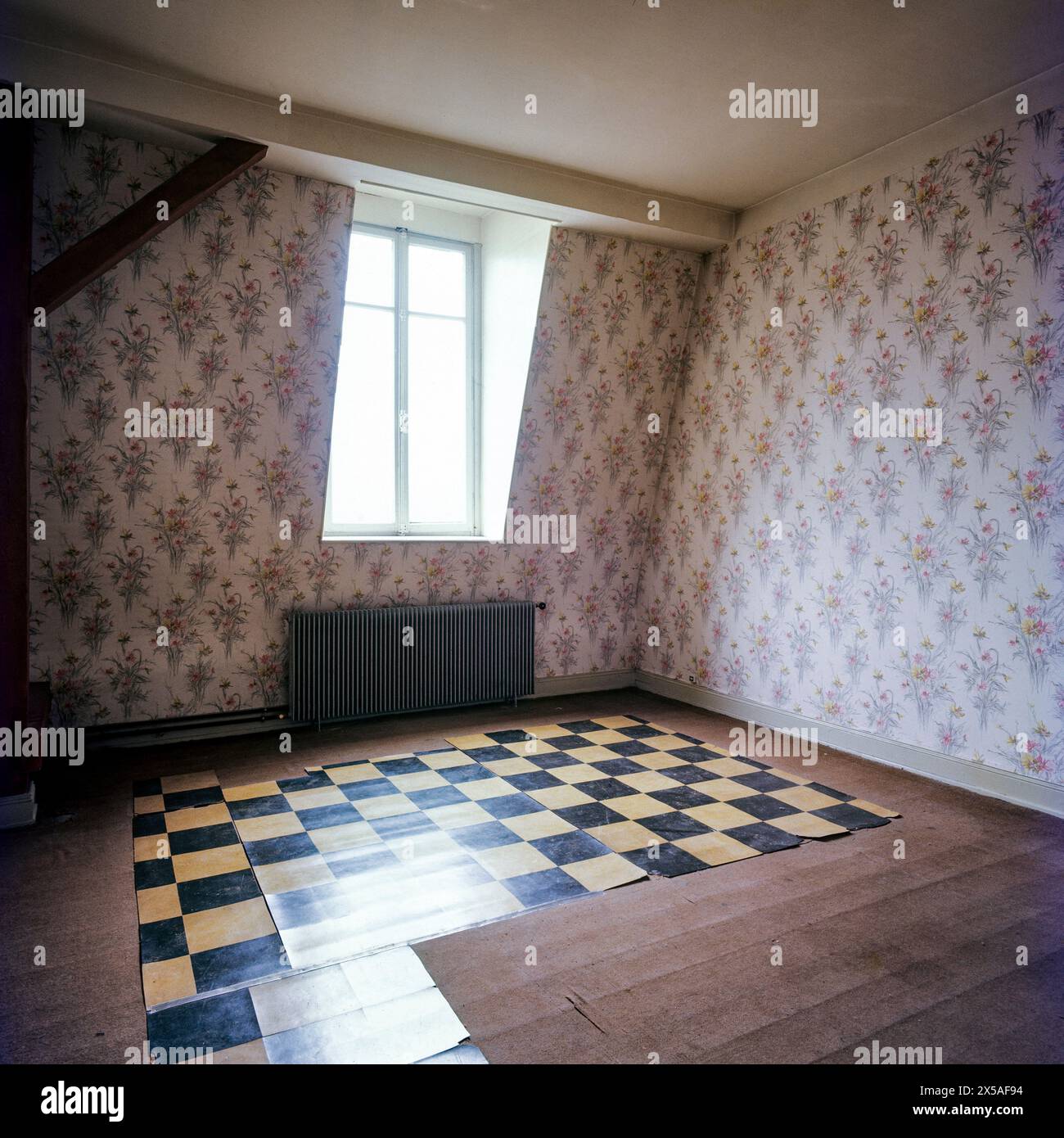 1970s living room empty hi-res stock photography and images - Alamy