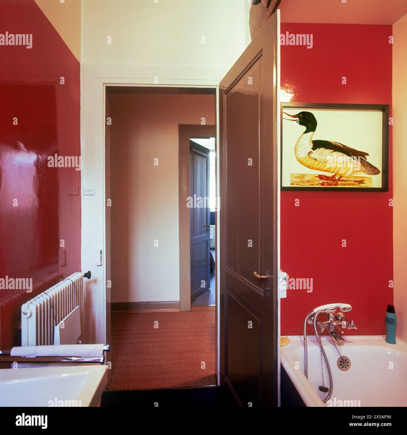 1970s vintage apartment bathroom after renovation Stock Photo - Alamy