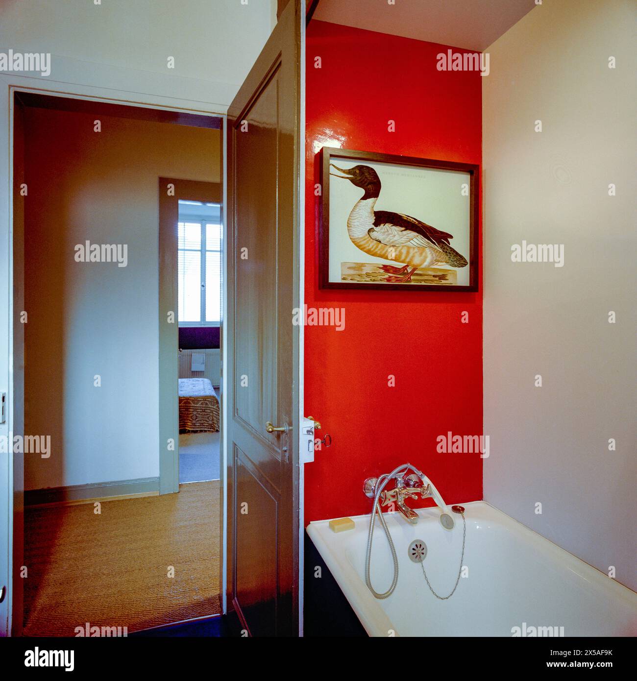 View of 29 Vintage Modern Decor Ideas: How To Mix Retro With Contemporary