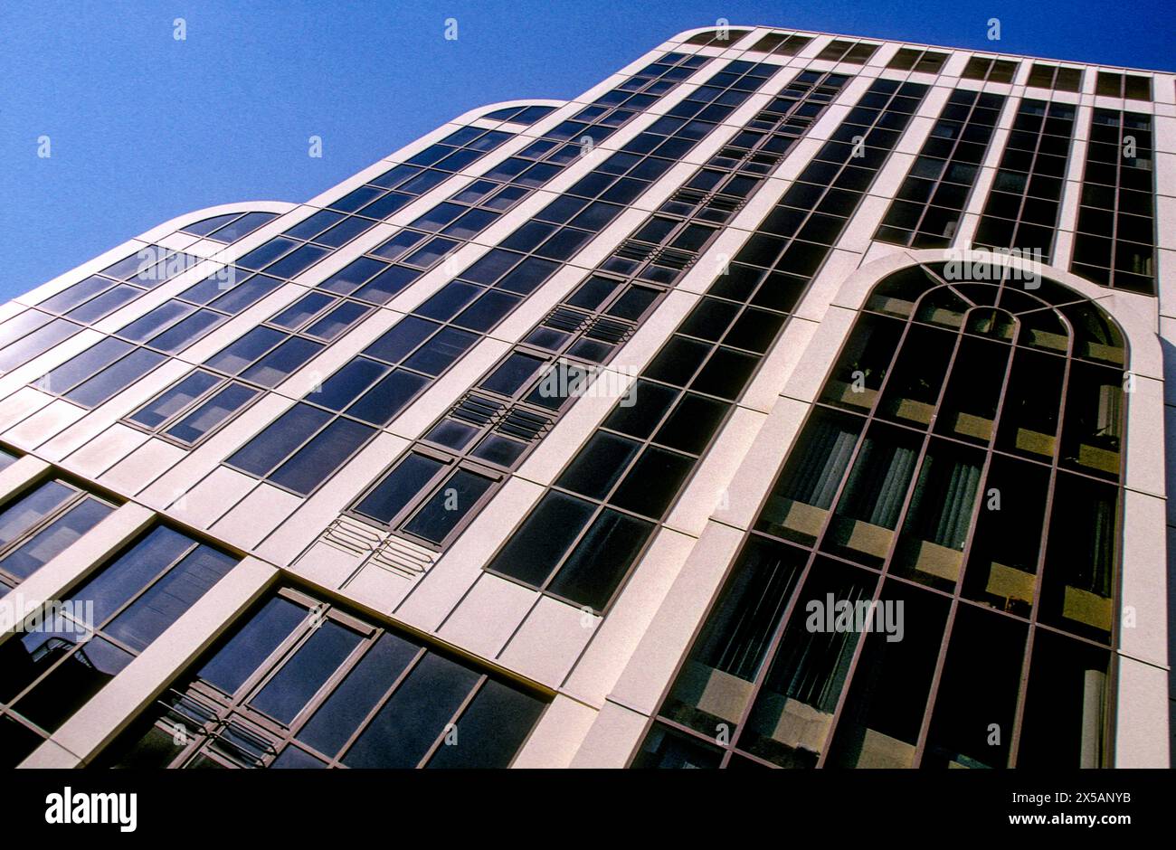 The commercial block hi-res stock photography and images - Alamy