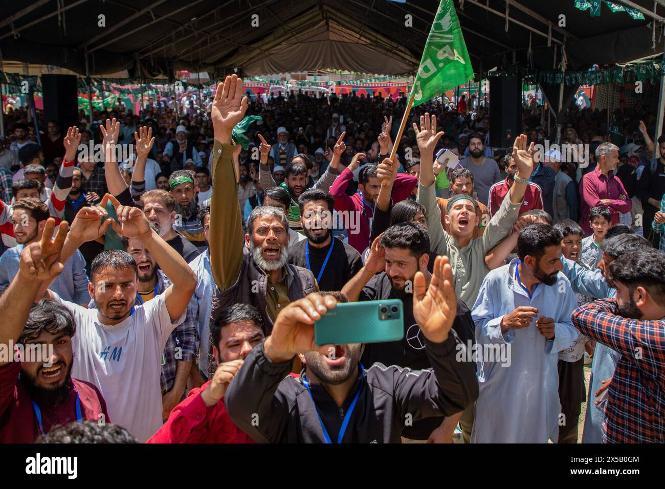 Waheed Sab Dha Budgam, India. 08th May, 2024. Supporters of the Jammu and Kashmir ...