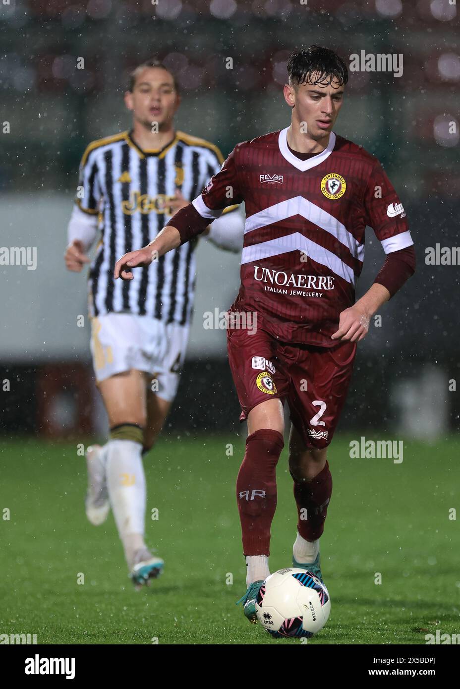 Torino, Italy. 7th May, 2024. Alberto Montini of SS Arezzo during the Serie C Play Off Round 1 match at Stadio Giuseppe Moccagatta - Alessandria, Torino. Picture credit should read: Jonathan Moscrop/Sportimage Credit: Sportimage Ltd/Alamy Live News Stock Photo