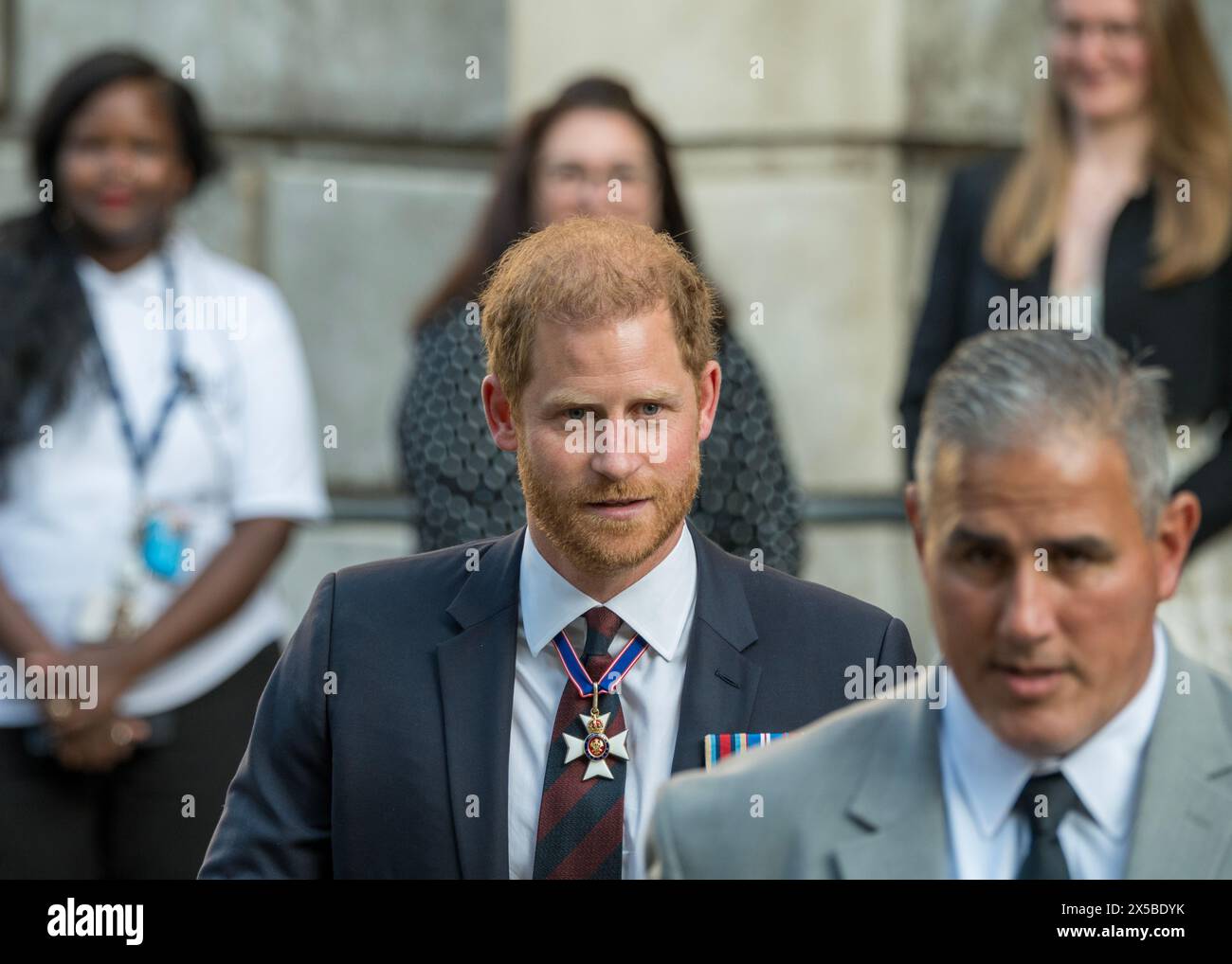 London, UK 8th May 2024 Prince Harry Leaves St Paul's Cathedral, after attending a service to commenmorate the tenth anniversary of the Invictus Games.  He is greeted outside by cheering crowds and stops to shake hands with supporters and well-wishers. Stock Photo