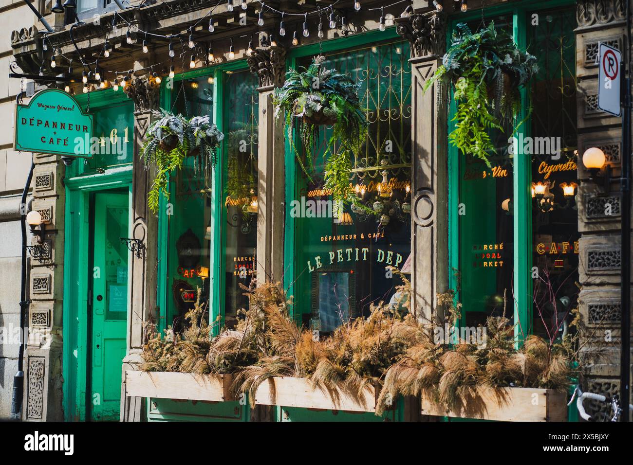 Charming storefront - Store facade in Old Montreal Canada, Quebec Stock ...