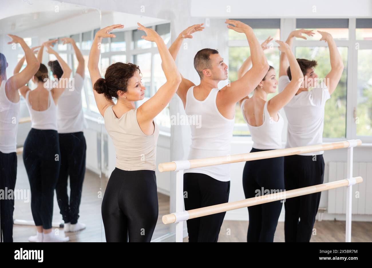 The first male ballet dancers hi-res stock photography and images - Alamy