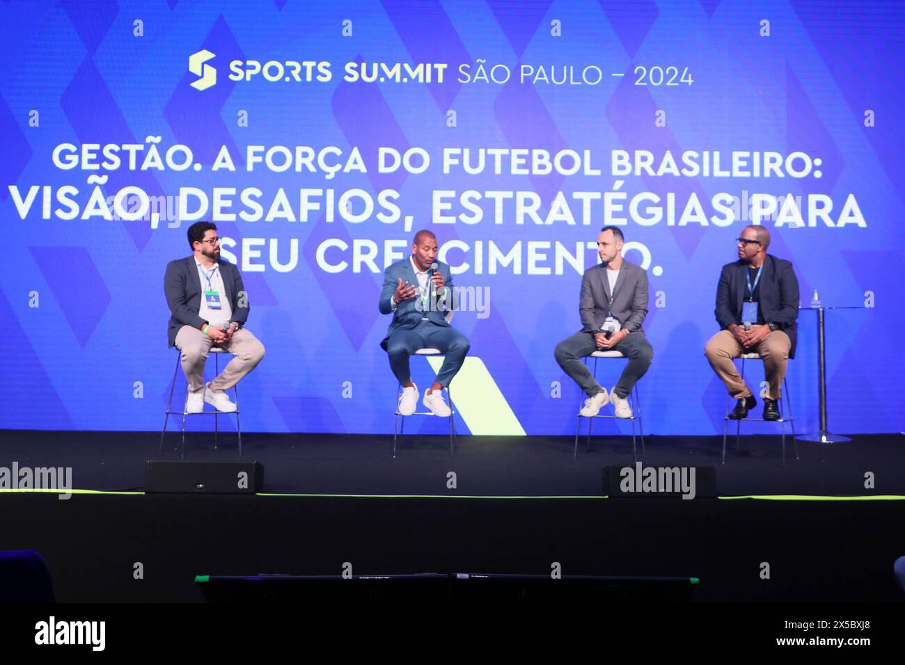 Sao Paulo, Sao Paulo, Brasil. 8th May, 2024. Sao Paulo (SP), 05/08/2024 Ã¢â‚¬' EVENT/SPORTS/SUMMIT/SP Ã¢â‚¬' Panel Ã¢â‚¬Å“Management: The strength of Brazilian football: vision, challenges and strategies for its growthÃ¢â‚¬Â, with the participation of Mauro Silva, vice-president of FPF (Sao Paulo Football Federation), Bernardo Itri, executive vice-president of Communication and marketing at FPF (Sao Paulo Football Federation), and Lenin Franco, marketing and commercial director at CBF (Credit Image: © Leco Viana/TheNEWS2 via ZUMA Press Wire) EDITORIAL USAGE ONLY! Not for Commercial USAGE! Stock Photo