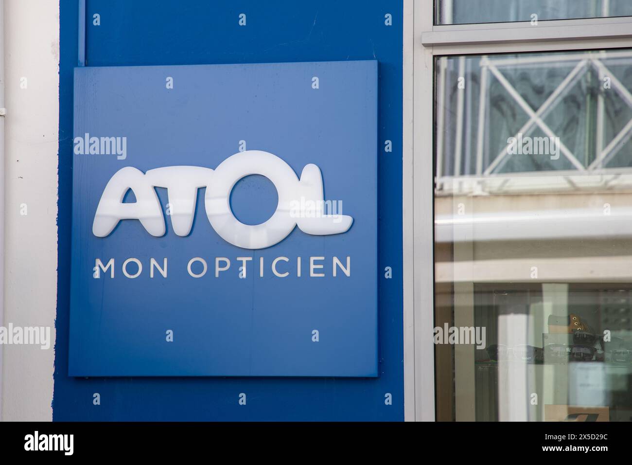 Bordeaux , France 05 01 2024 atol brand sign text and logo on wall