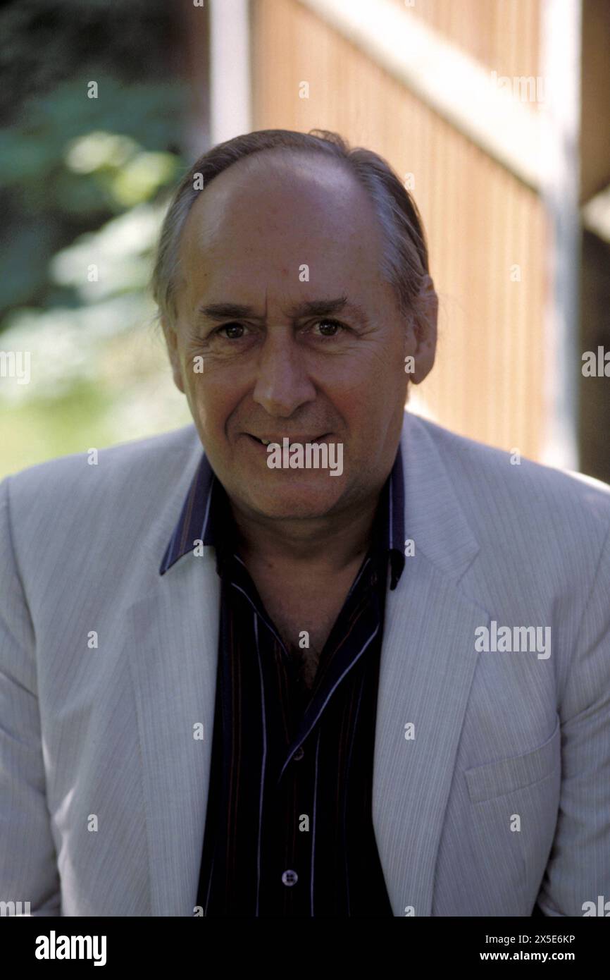 James Graham BALLARD (J.G. Ballard) - Date : 19880601 ©John Foley/Opale.photo Stock Photo