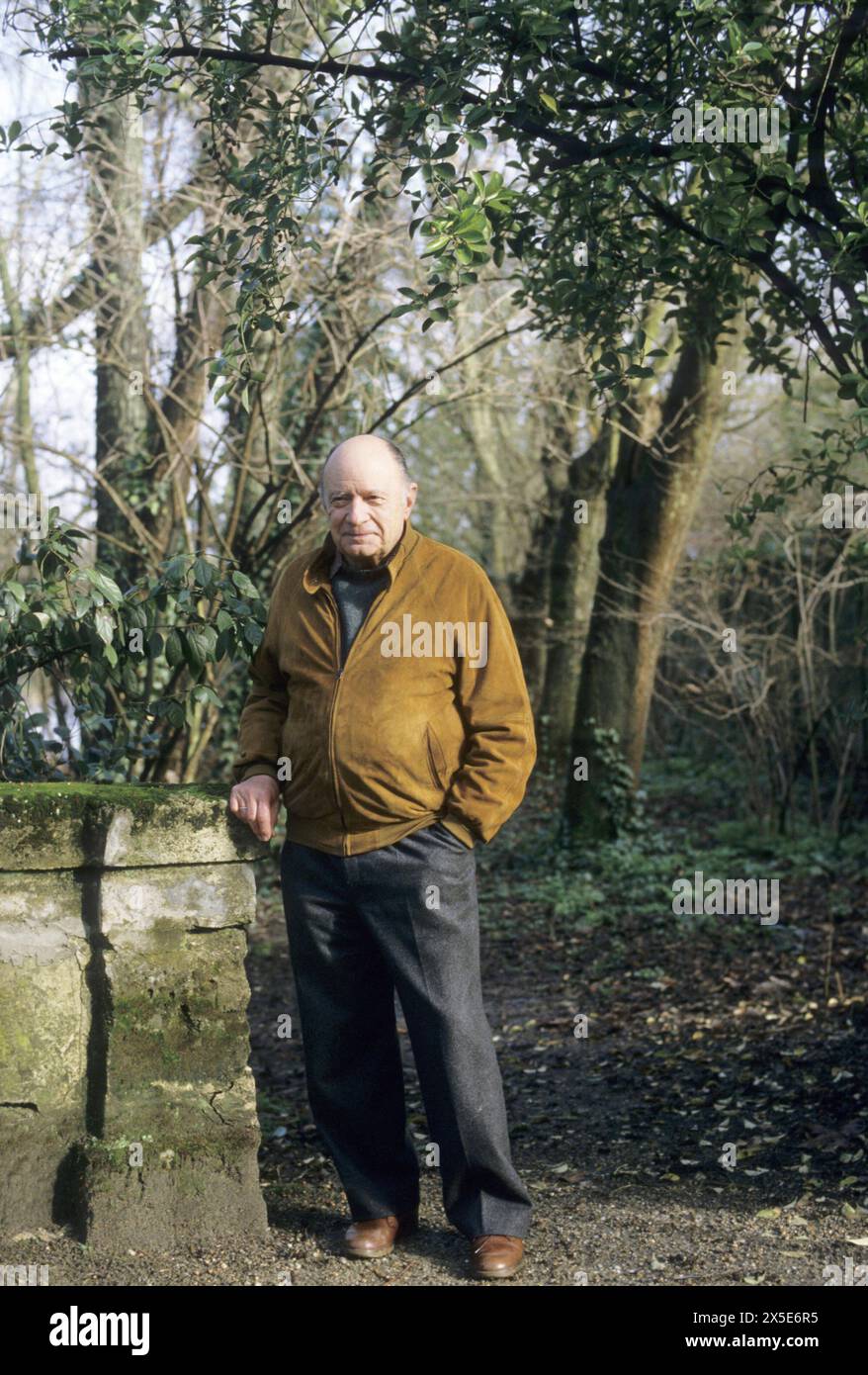 Jacques ellul hi-res stock photography and images - Alamy