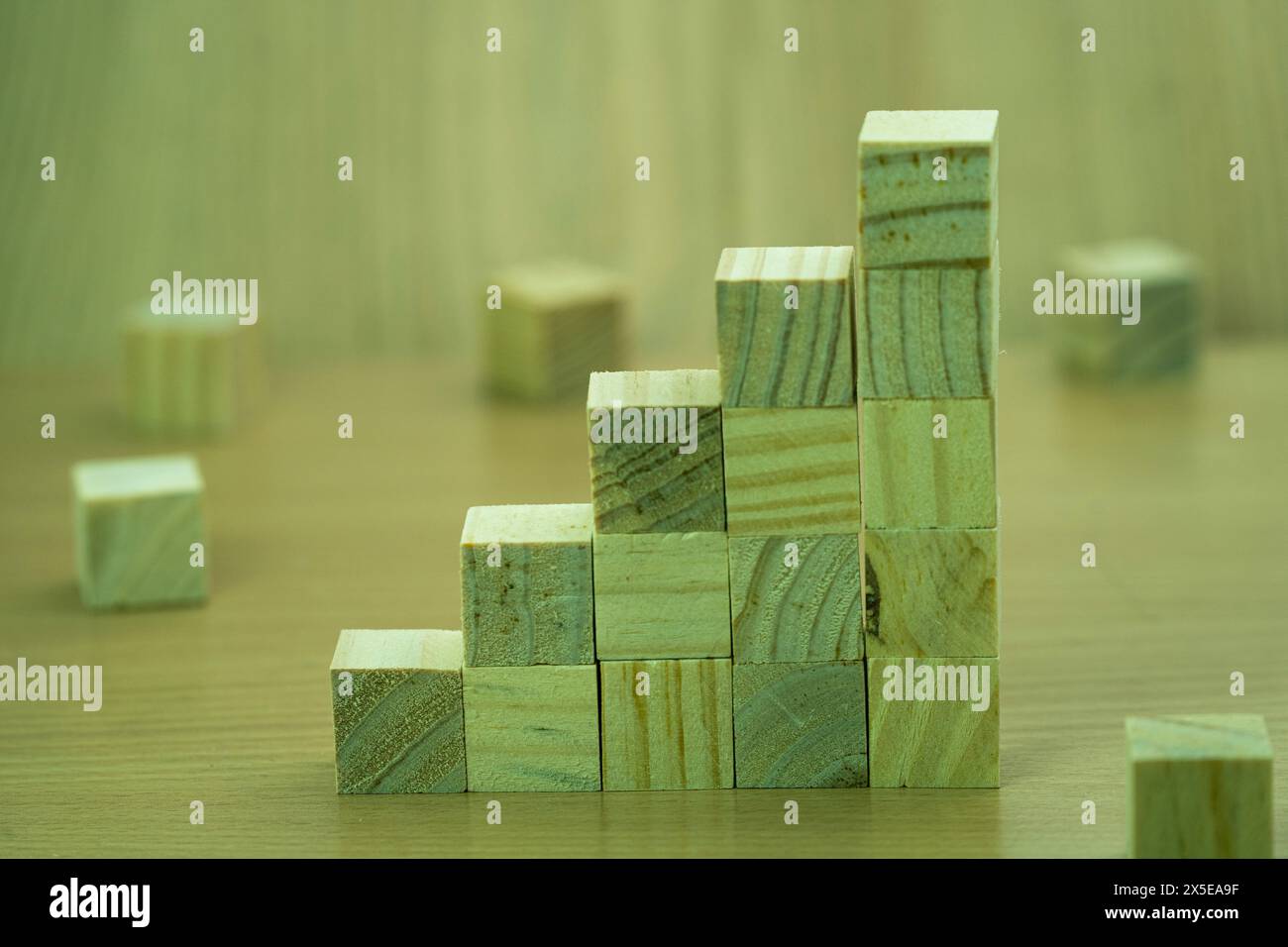 wooden blocks arrange business growth graph Stock Photo - Alamy