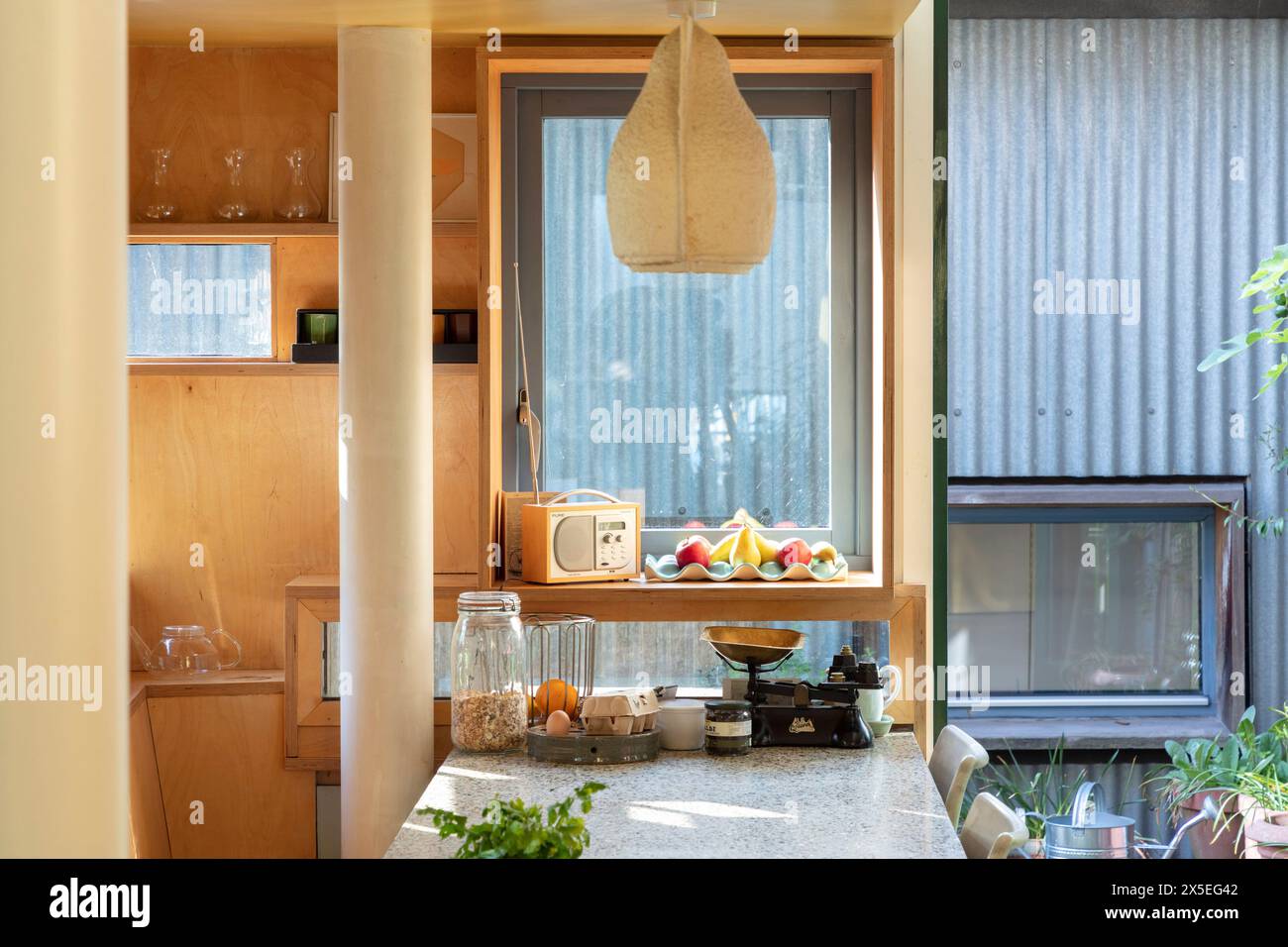 Straw bale house hires stock photography and images Alamy