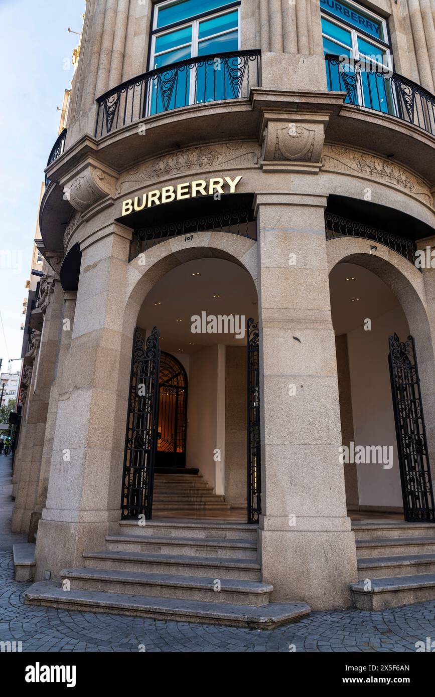 Burberry vigo mall hotsell