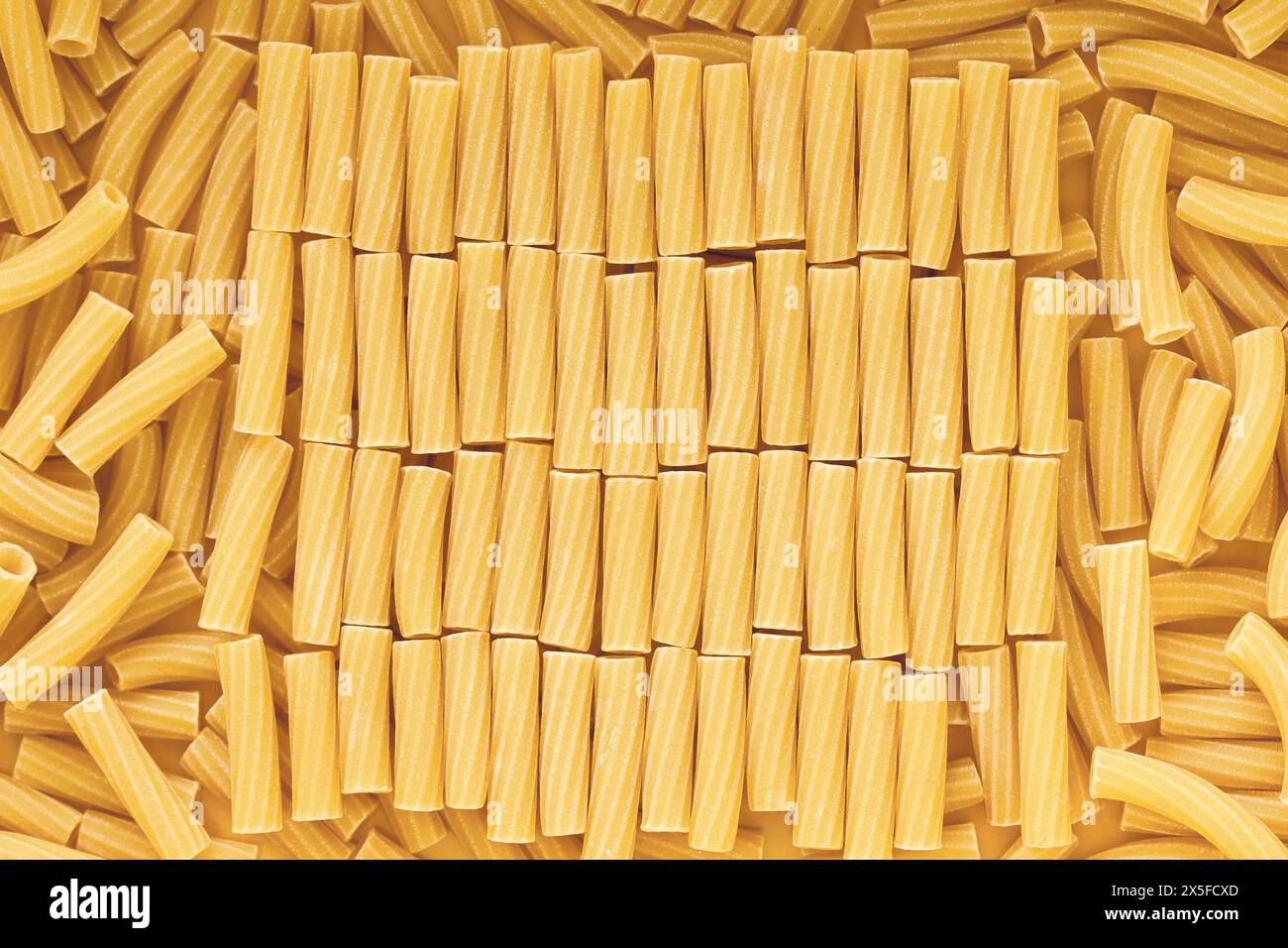 Raw italian rigatoni pasta hi-res stock photography and images - Alamy