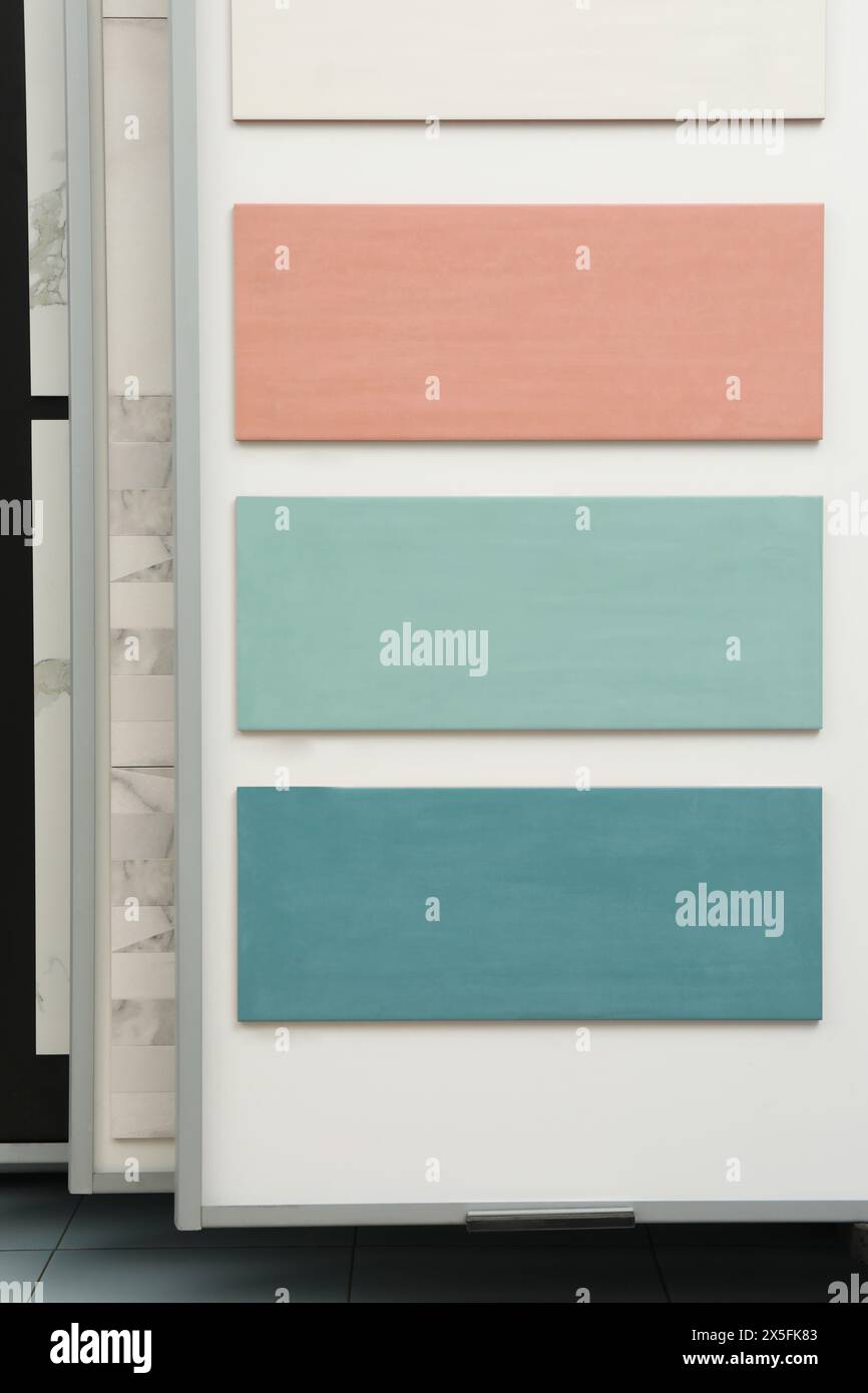 Samples of tile colors display in store Stock Photo - Alamy