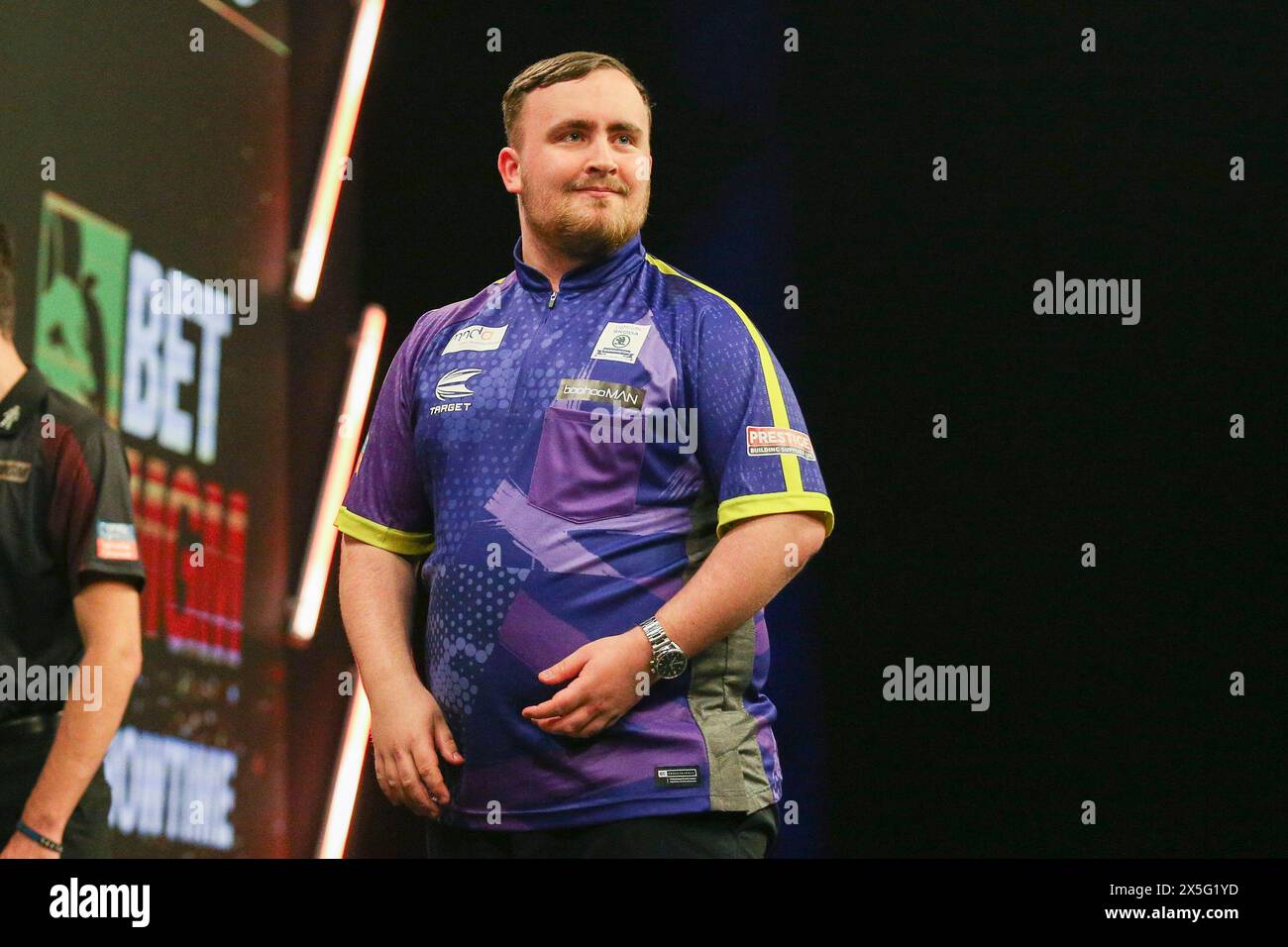 Leeds, UK. 09th May, 2024. Luke Littler smiles reacts during the 2024