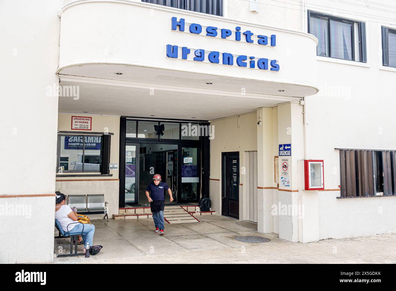 san-miguel-medical-clinic-hospital-medica-hi-res-stock-photography-and