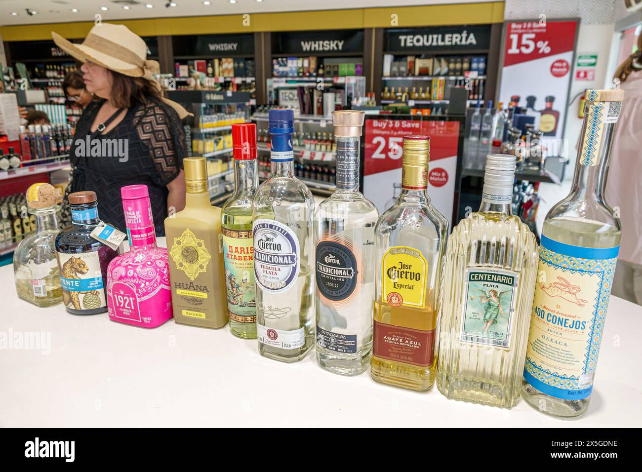 jose-cuervo-centernario-plata-hi-res-stock-photography-and-images-alamy