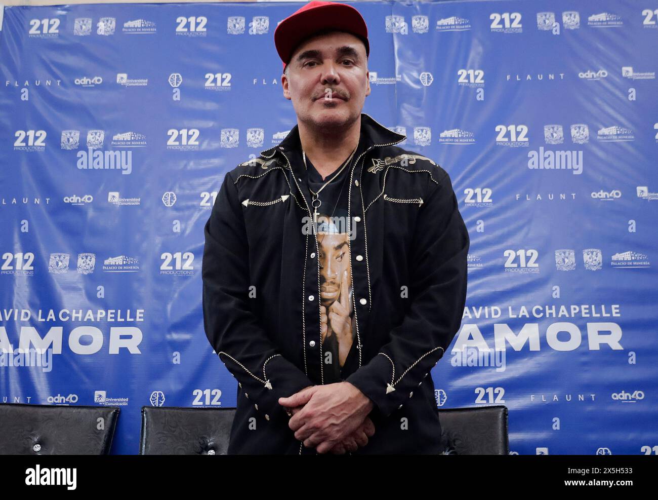 Mexico City, Mexico. 09th May, 2024. David LaChapelle, a New York photographer, is posing during a press conference at the Palacio de Mineria in Mexico City, where he is giving details of his new exhibition ''Love, '' which will be open for visits from May 11 to July 13 of this year. The exhibition includes more than 100 works created from 1985 to the present, featuring his new series 'Viacrucis'. (Photo by Gerardo Vieyra/NurPhoto) Credit: NurPhoto SRL/Alamy Live News Stock Photo