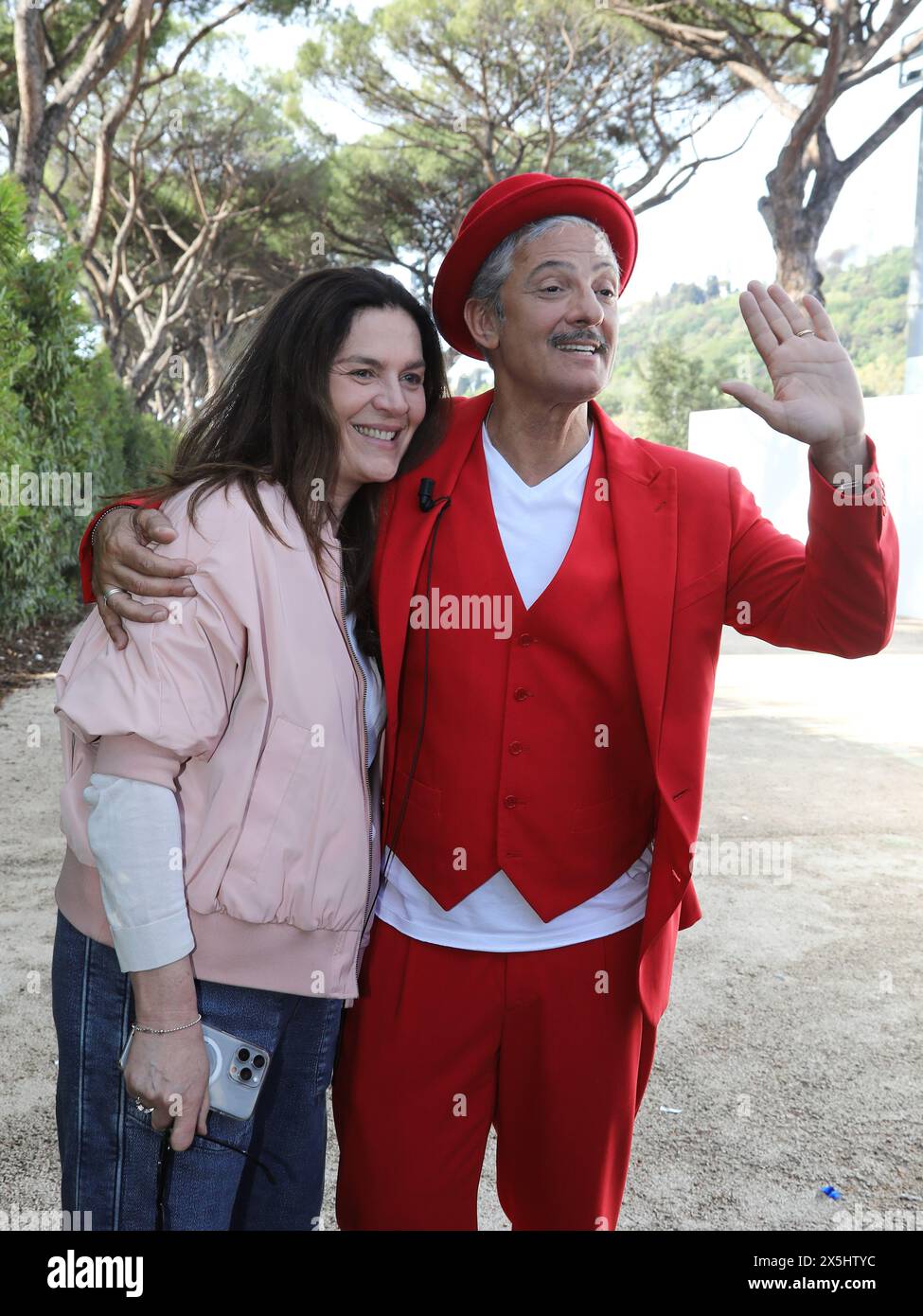 Rome, Italy. 10th May, 2024. Rome, Foro Italico, last episode of the 'Viva Rai 2' TV show. In the photo: Fiorello with his wife Susanna Biondo Credit: Independent Photo Agency/Alamy Live News Stock Photo