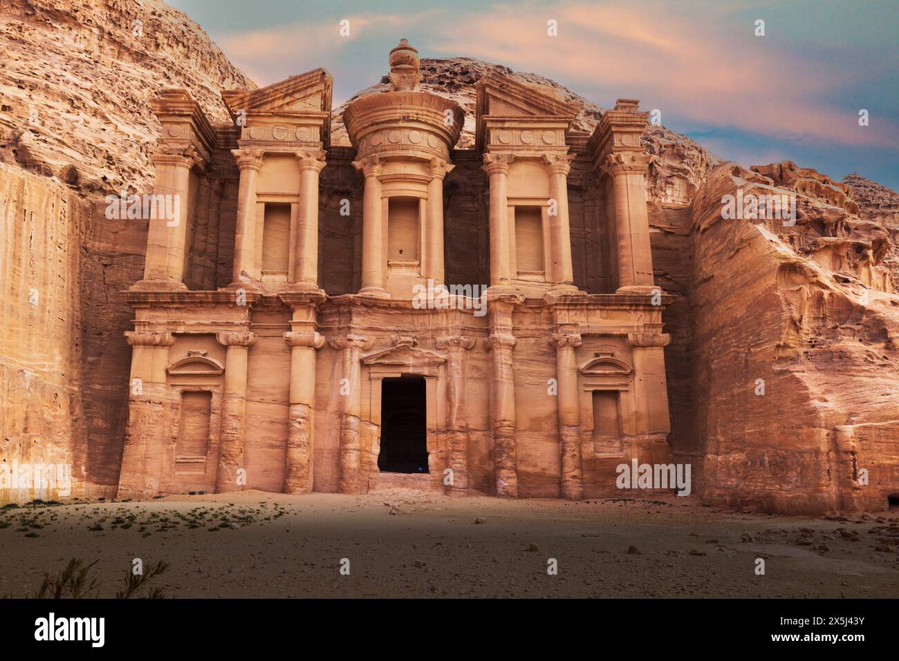 Jordan, Petra. Unesco World Heritage Site, capital of the Nabataean Kingdom founded in 3rd Century BC. The Monastery. Stock Photo