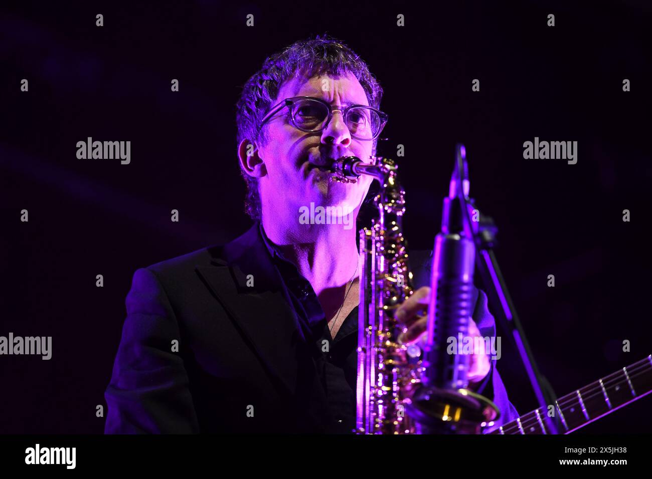LONDON, ENGLAND - MAY 09: Graham Coxon of ‘The Waeve’ performing at O2 Arena, Greenwich on May 09, 2024 in London, England.CAP/MAR ©MAR/Capital Pictures Stock Photo