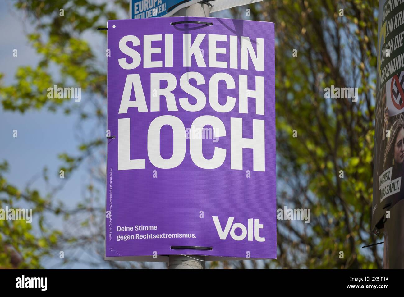 Schimpfwort hi-res stock photography and images - Alamy, image size:1300x956