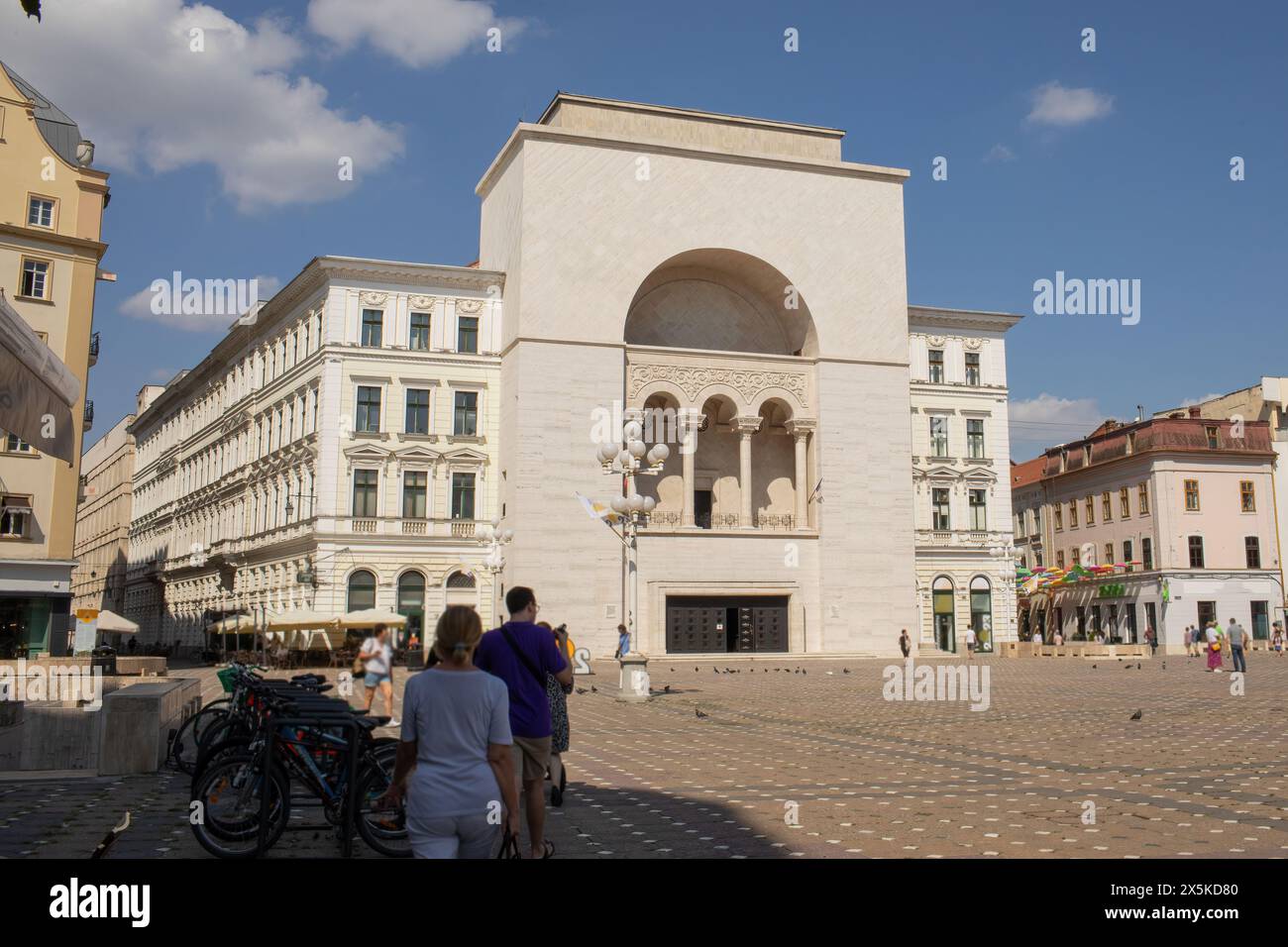 Opera Romenia Romania opera house hi-res stock photography and images - Alamy