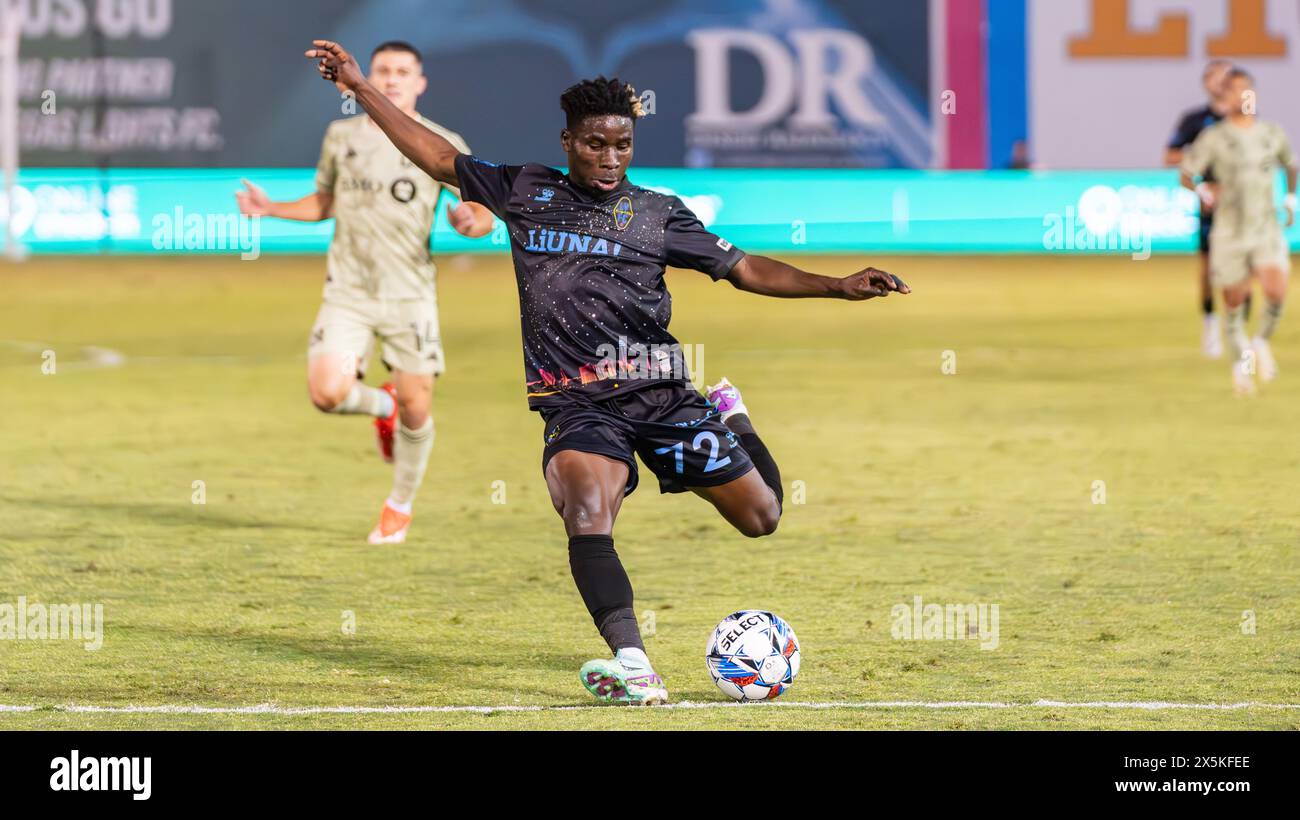 Soccer coaches cup hi-res stock photography and images - Alamy