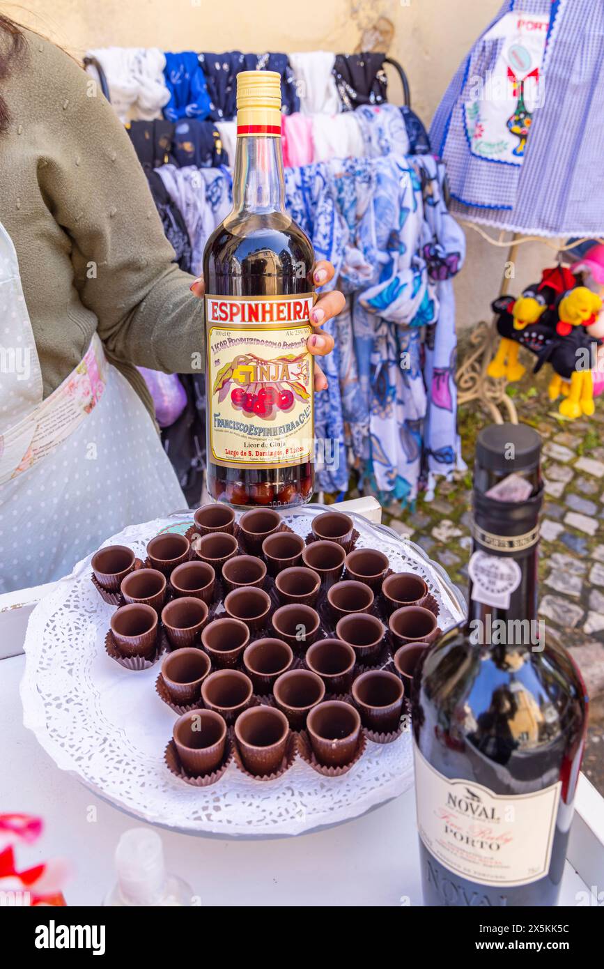 Espinheira ginja cherry liqueur hi-res stock photography and images - Alamy