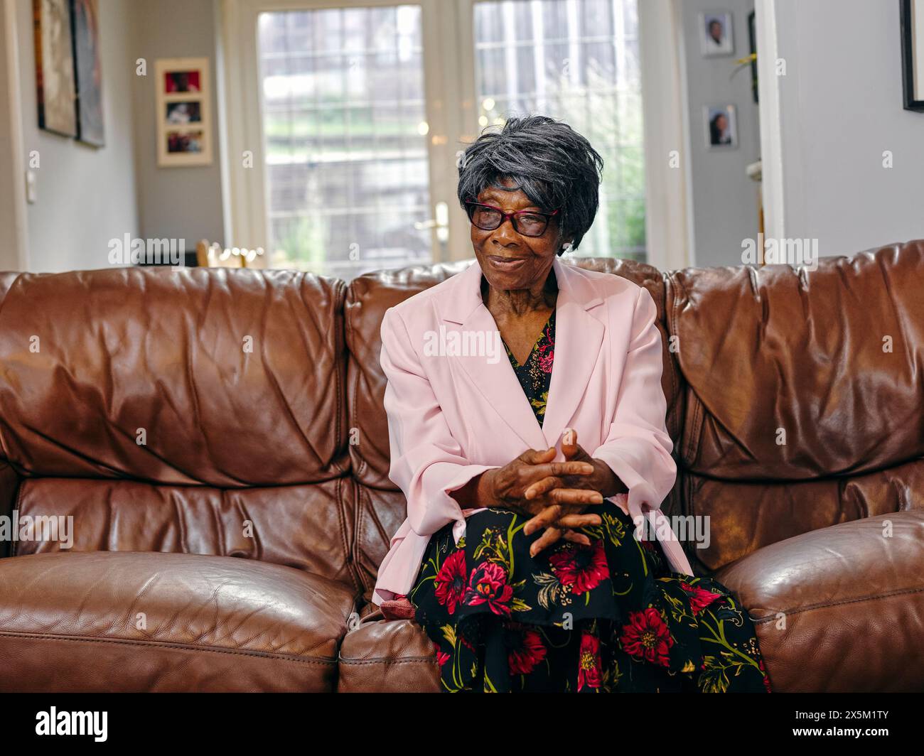 Front view senior black woman hi-res stock photography and images - Alamy