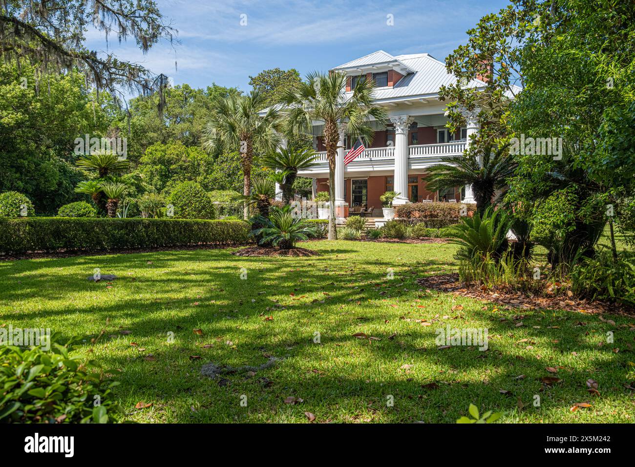 Herlong Mansion (c1845) Bed & Breakfast in Historic Micanopy, Florida. (USA) Stock Photo