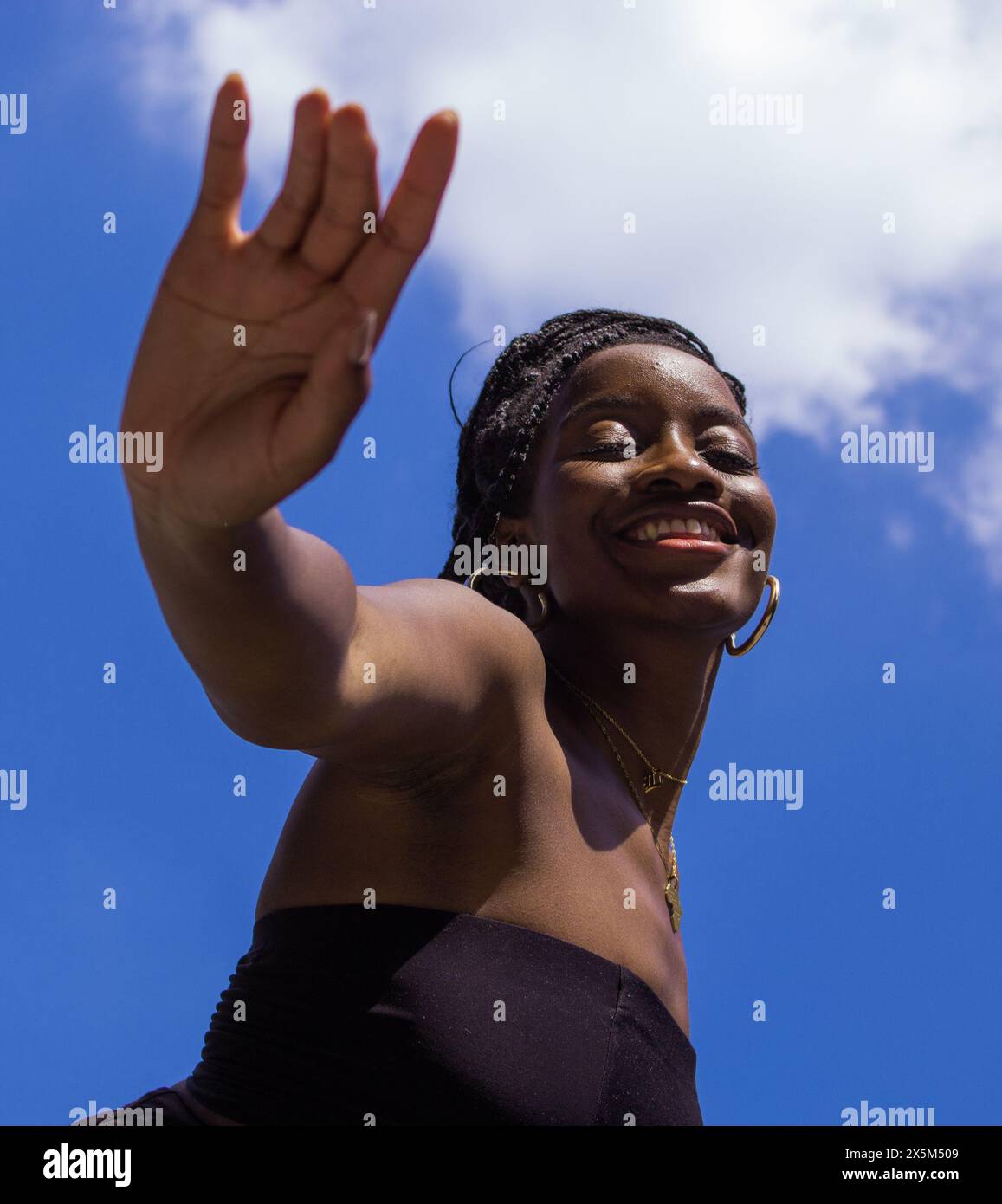 Vertical view blue portrait hi-res stock photography and images - Alamy