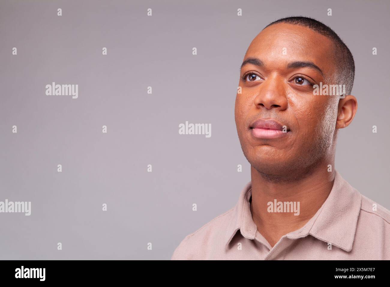 Headshot african man hi-res stock photography and images - Alamy