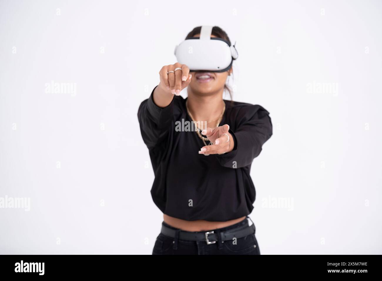 Woman wearing white vr hi-res stock photography and images - Alamy